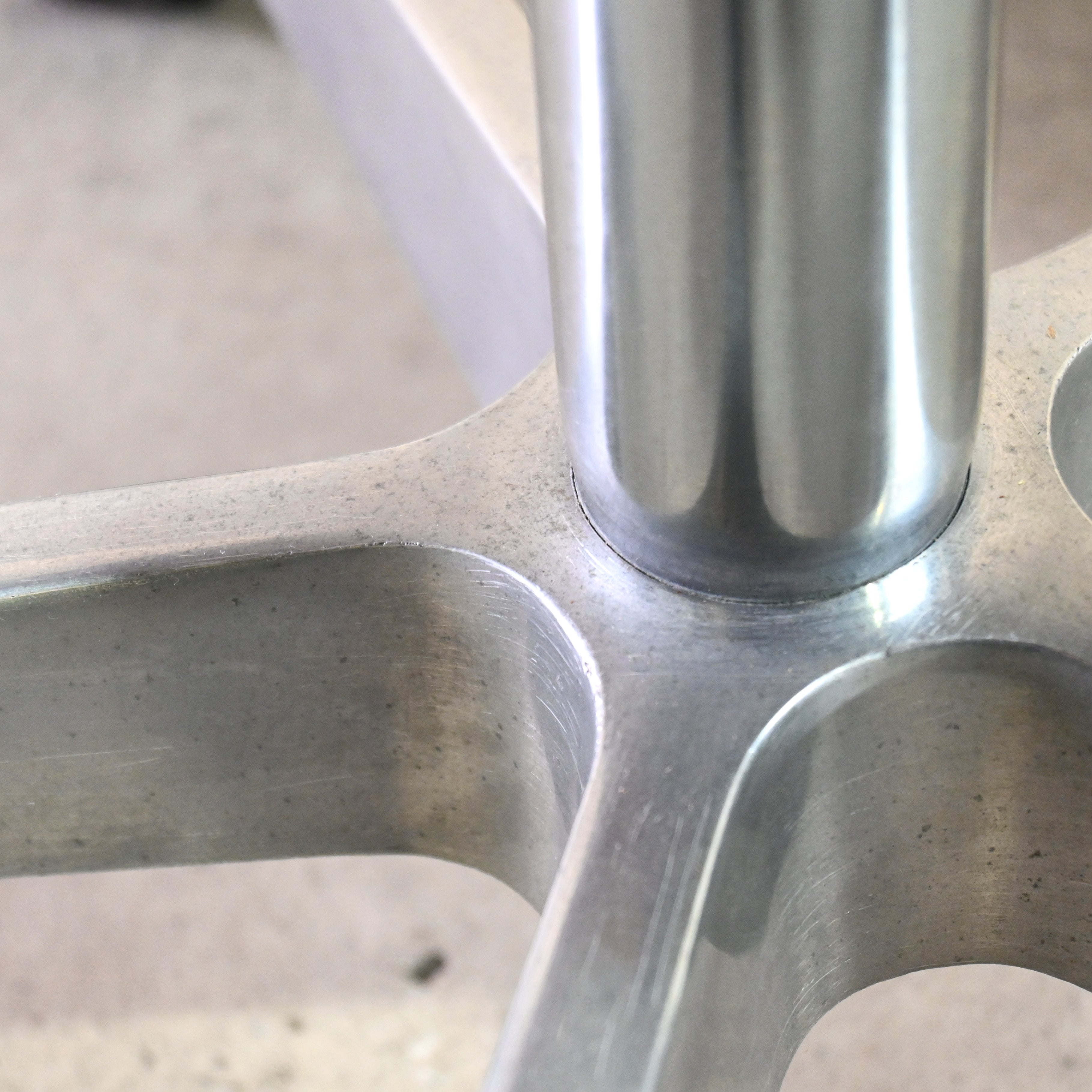 Takayama Wood Works × KASHIWA Desk chair Walnut × Oak Japanese modern design Iwakura Eiri / 高山ウッドワークス 柏木工 デスクチェア ウォールナット × オーク ジャパニーズモダンデザイン 岩倉榮利