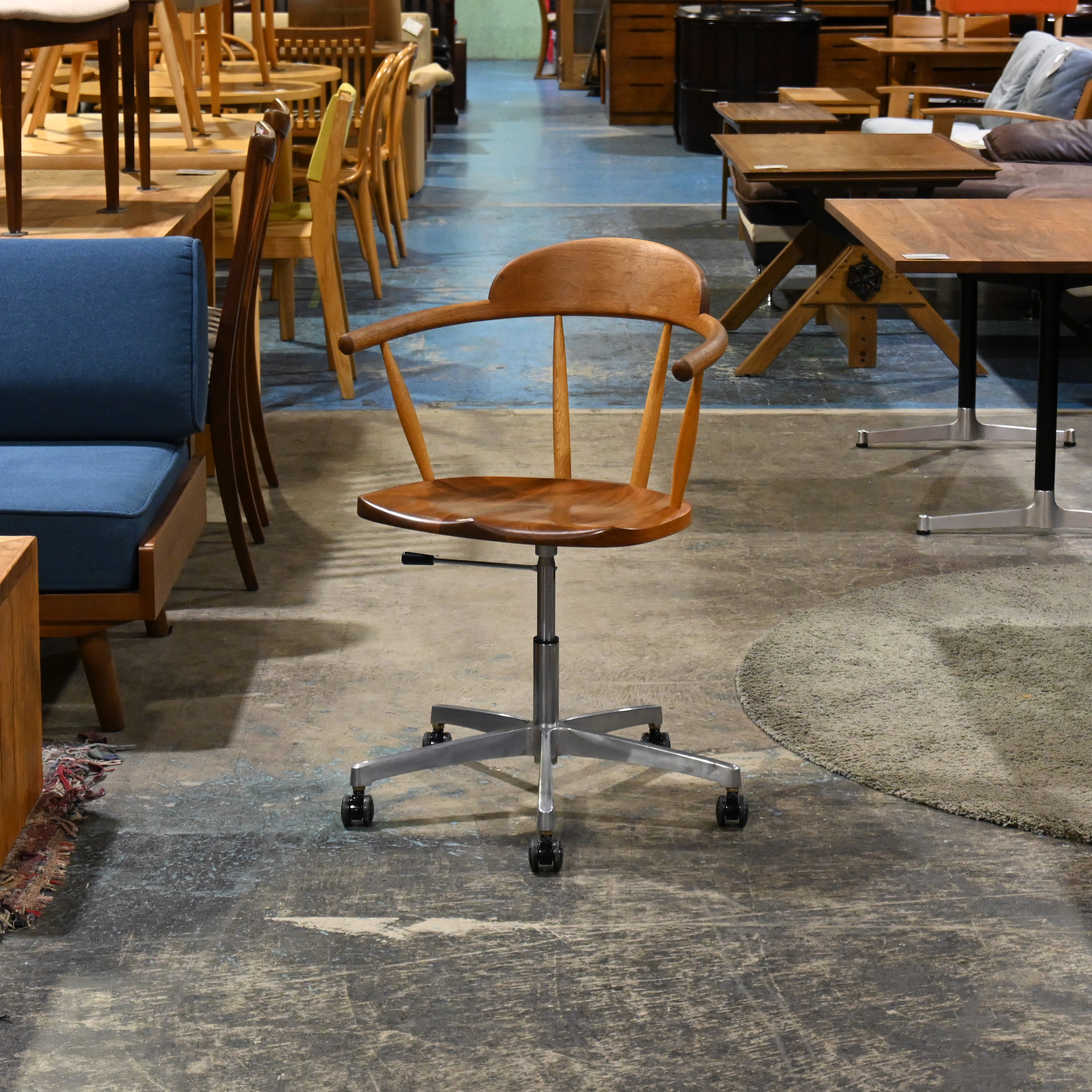 Takayama Wood Works × KASHIWA Desk chair Walnut × Oak Japanese modern design Iwakura Eiri / 高山ウッドワークス 柏木工 デスクチェア ウォールナット × オーク ジャパニーズモダンデザイン 岩倉榮利