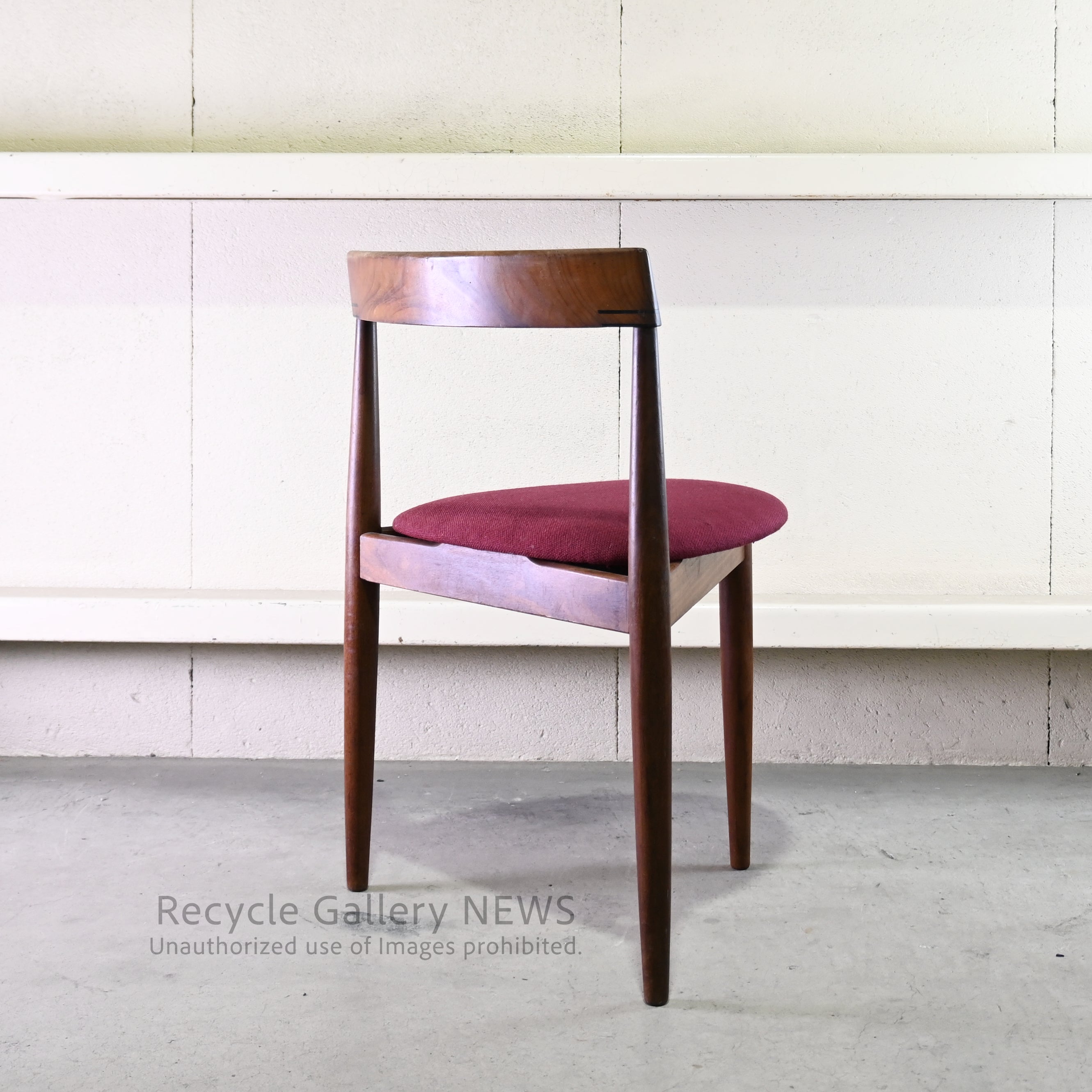 Hans Olsen Vintage Three-Legged Chair Frem Rojle Moblefabrik 1960s Denmark Scandinavian furniture / ハンス・オルセン ヴィンテージ チェア 3本脚 1960年代 デンマーク 北欧家具