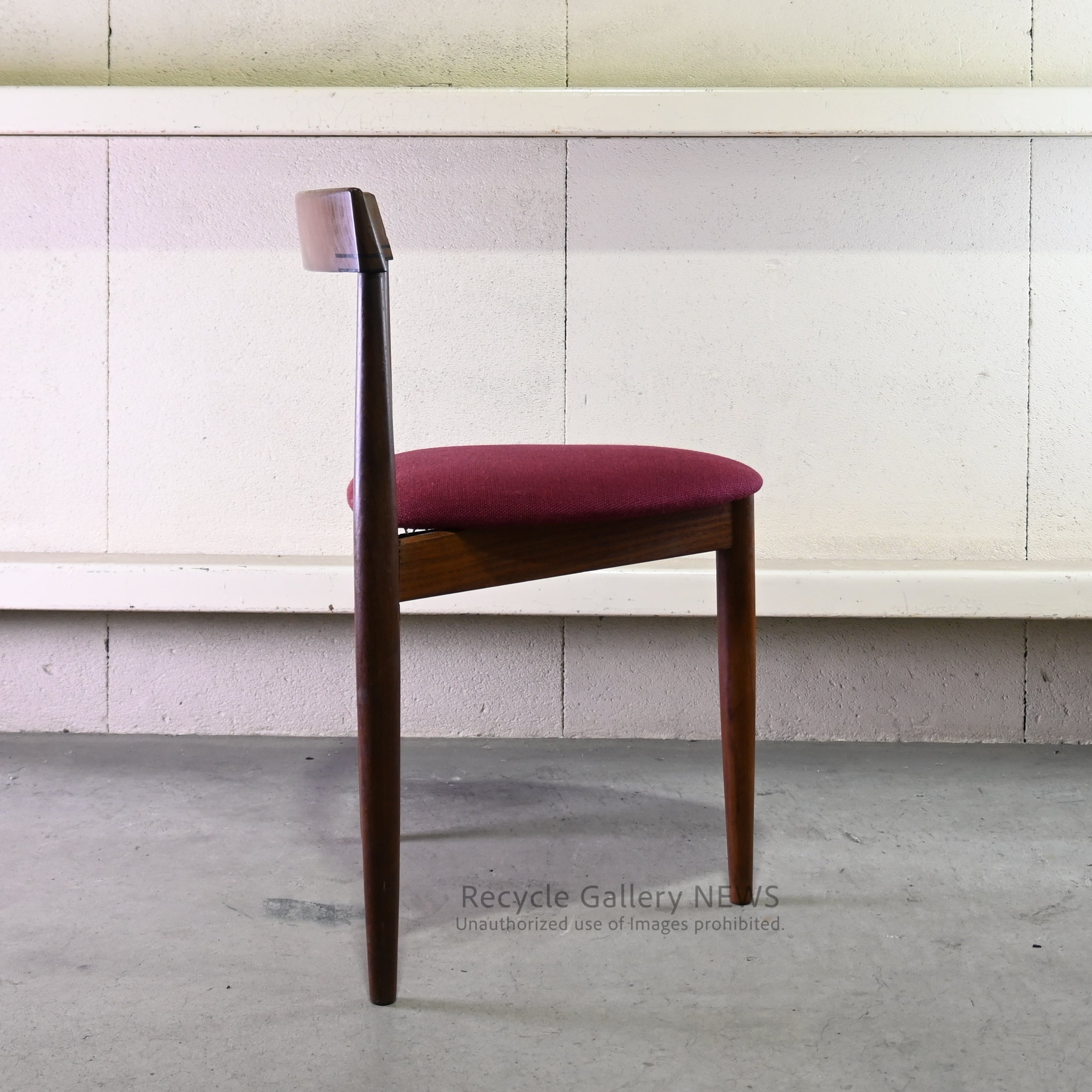 Hans Olsen Vintage Three-Legged Chair Frem Rojle Moblefabrik 1960s Denmark Scandinavian furniture / ハンス・オルセン ヴィンテージ チェア 3本脚 1960年代 デンマーク 北欧家具