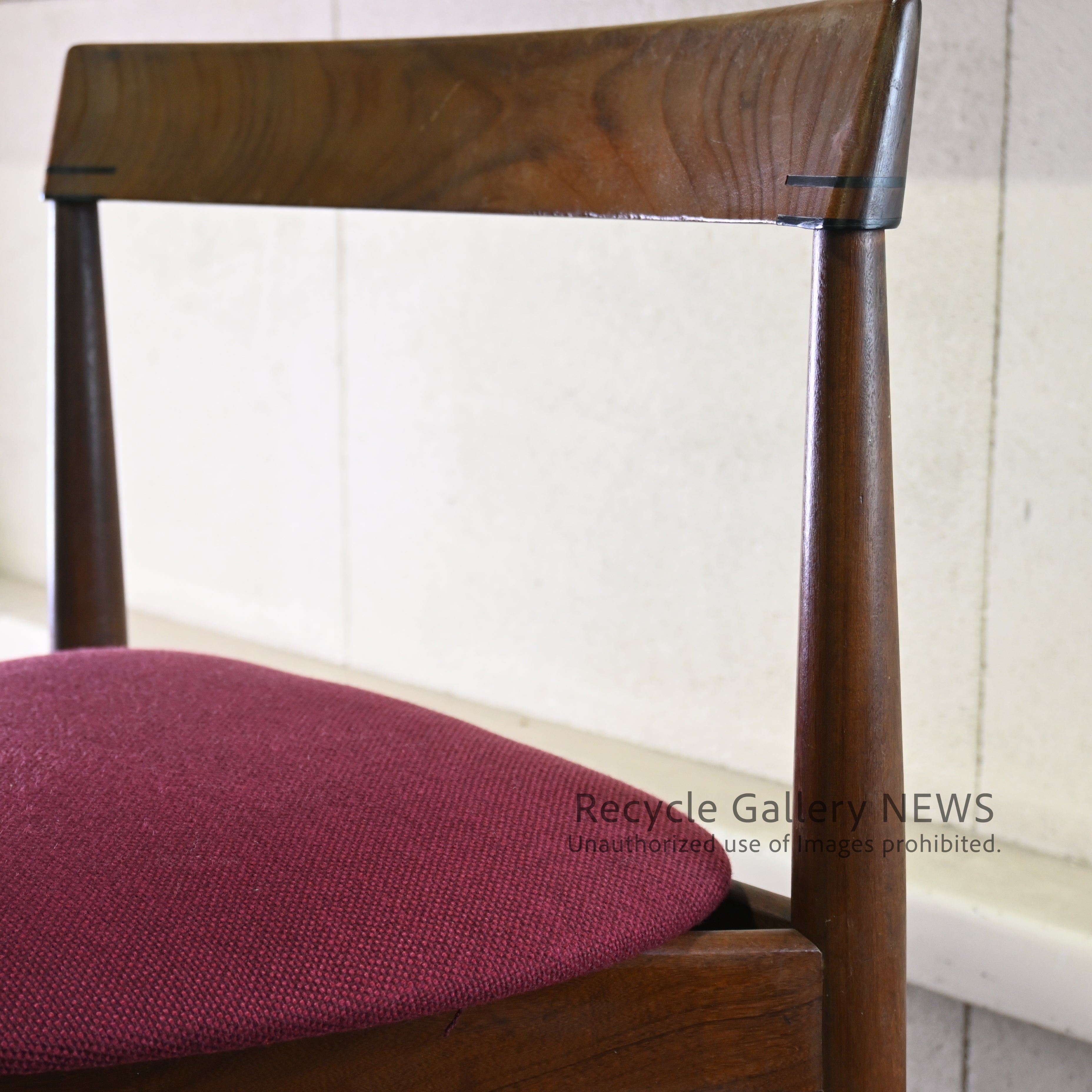 Hans Olsen Vintage Three-Legged Chair Frem Rojle Moblefabrik 1960s Denmark Scandinavian furniture / ハンス・オルセン ヴィンテージ チェア 3本脚 1960年代 デンマーク 北欧家具