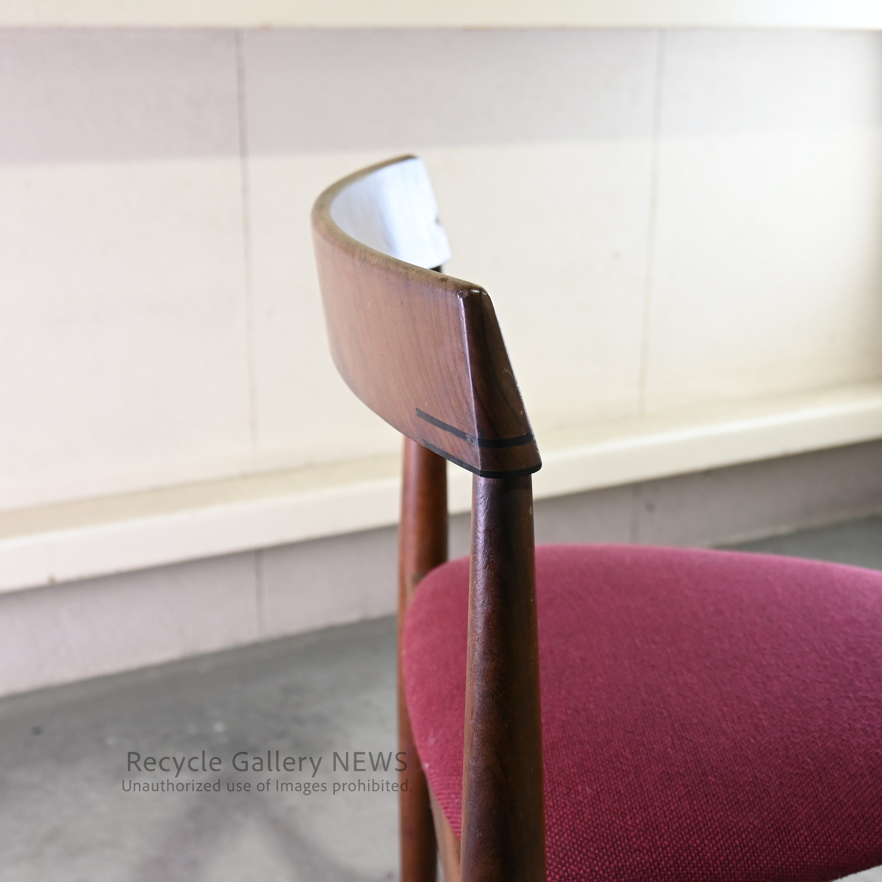 Hans Olsen Vintage Three-Legged Chair Frem Rojle Moblefabrik 1960s Denmark Scandinavian furniture / ハンス・オルセン ヴィンテージ チェア 3本脚 1960年代 デンマーク 北欧家具