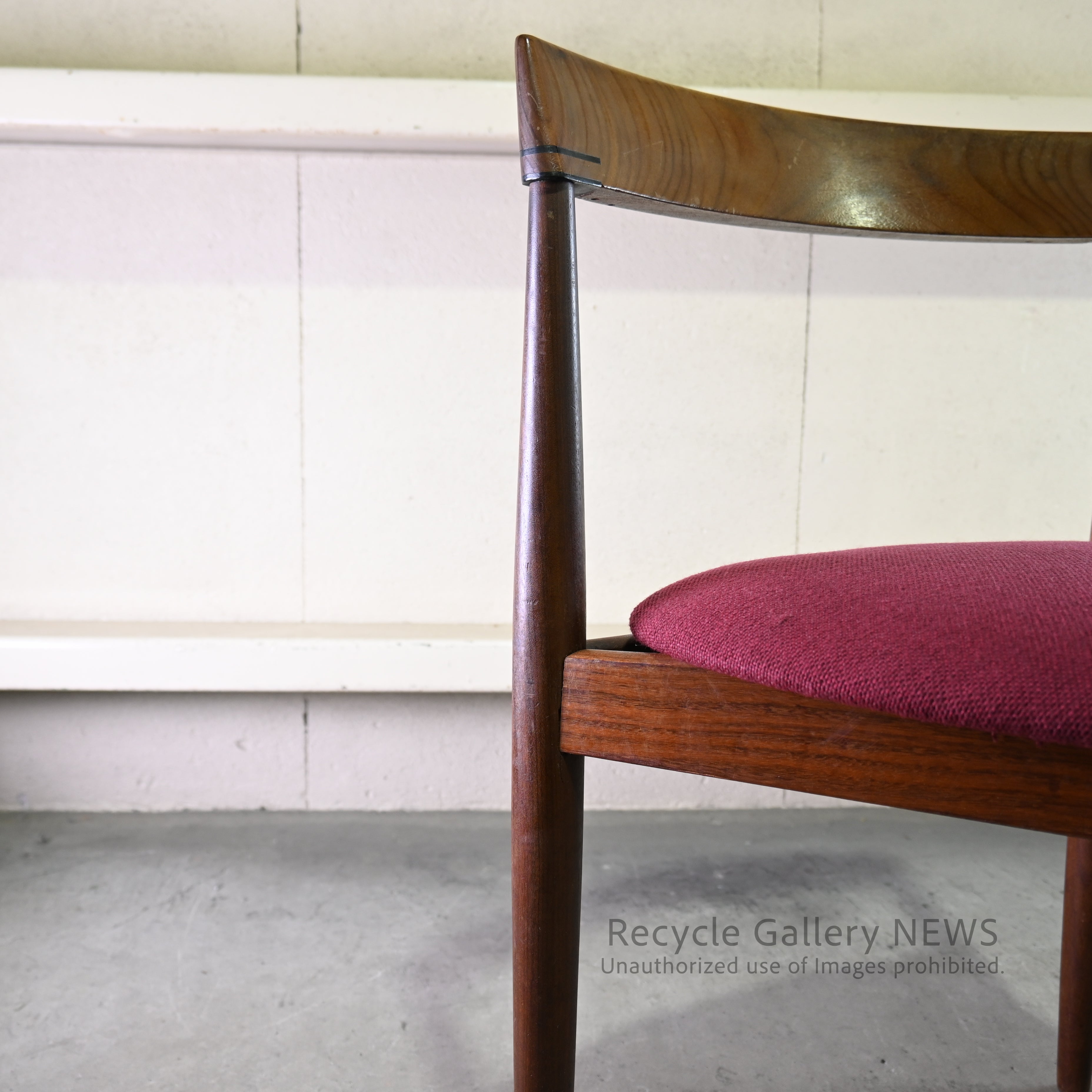 Hans Olsen Vintage Three-Legged Chair Frem Rojle Moblefabrik 1960s Denmark Scandinavian furniture / ハンス・オルセン ヴィンテージ チェア 3本脚 1960年代 デンマーク 北欧家具