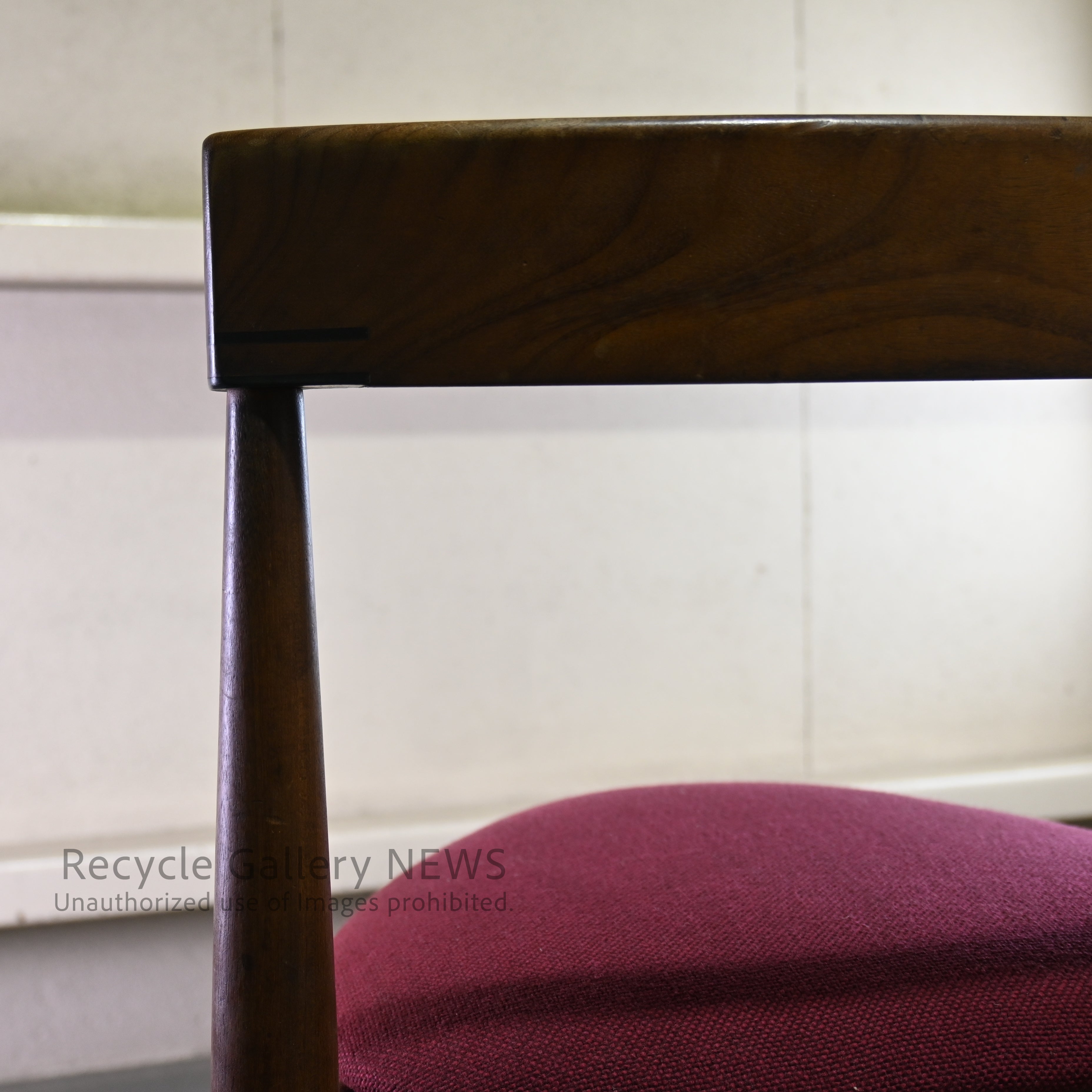 Hans Olsen Vintage Three-Legged Chair Frem Rojle Moblefabrik 1960s Denmark Scandinavian furniture / ハンス・オルセン ヴィンテージ チェア 3本脚 1960年代 デンマーク 北欧家具