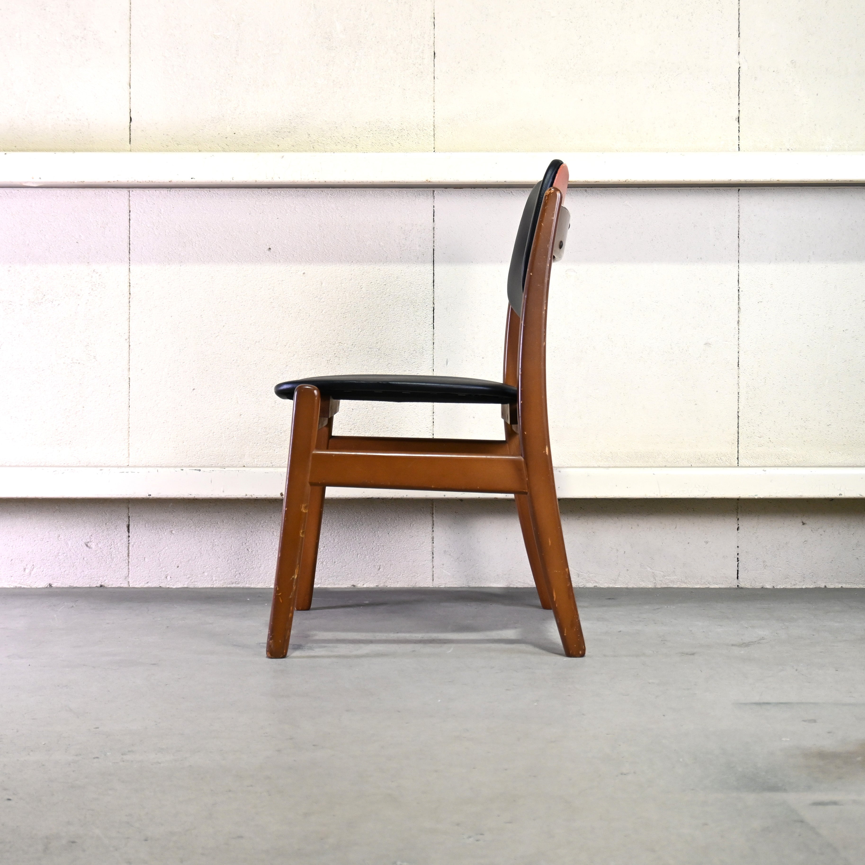 Snap button Combination color Beech wood Dining chair Remake Japanese modern Retro pop / スナップボタン コンビカラー ビーチ材 ダイニングチェア リメイク ジャパニーズモダン レトロポップ