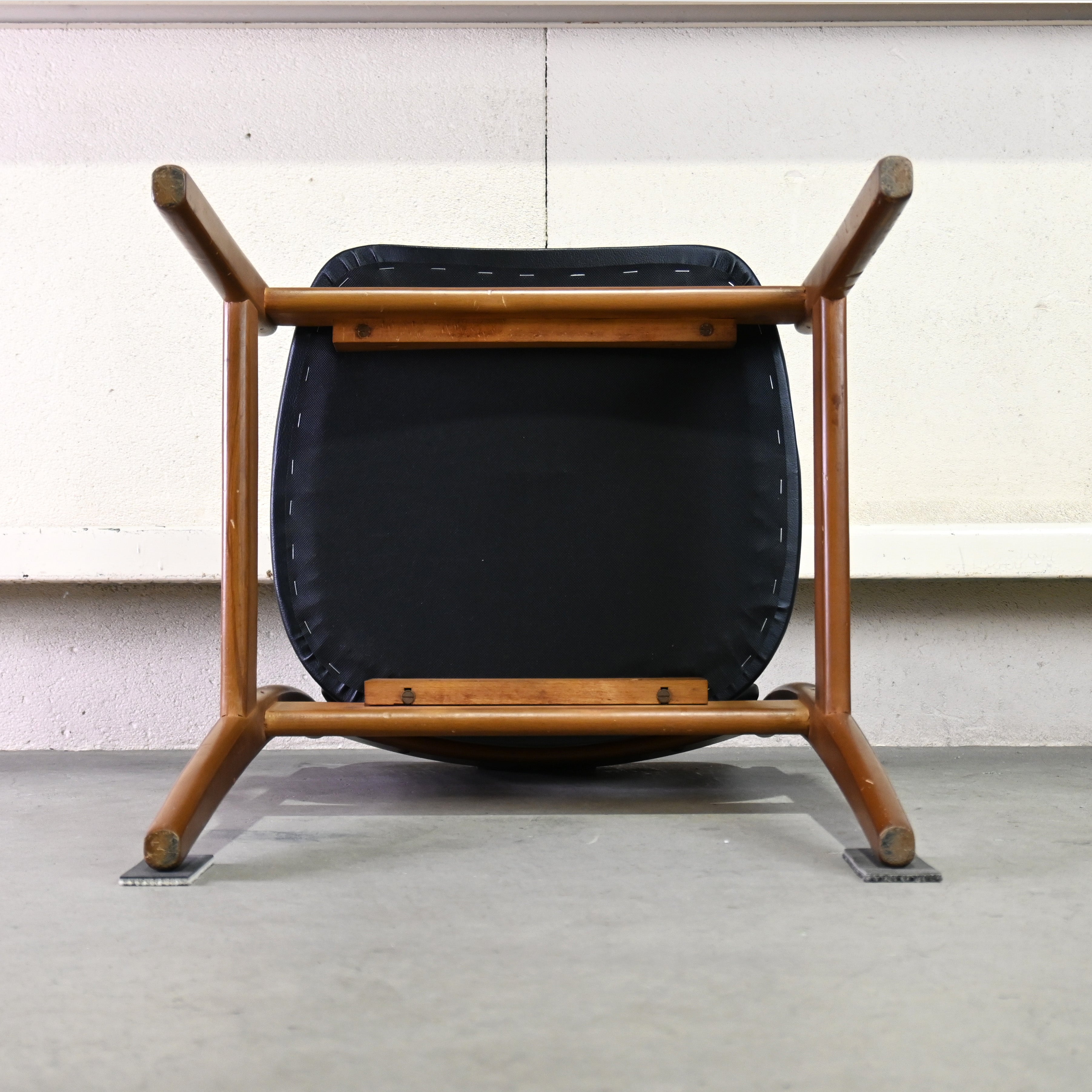 Snap button Combination color Beech wood Dining chair Remake Japanese modern Retro pop / スナップボタン コンビカラー ビーチ材 ダイニングチェア リメイク ジャパニーズモダン レトロポップ