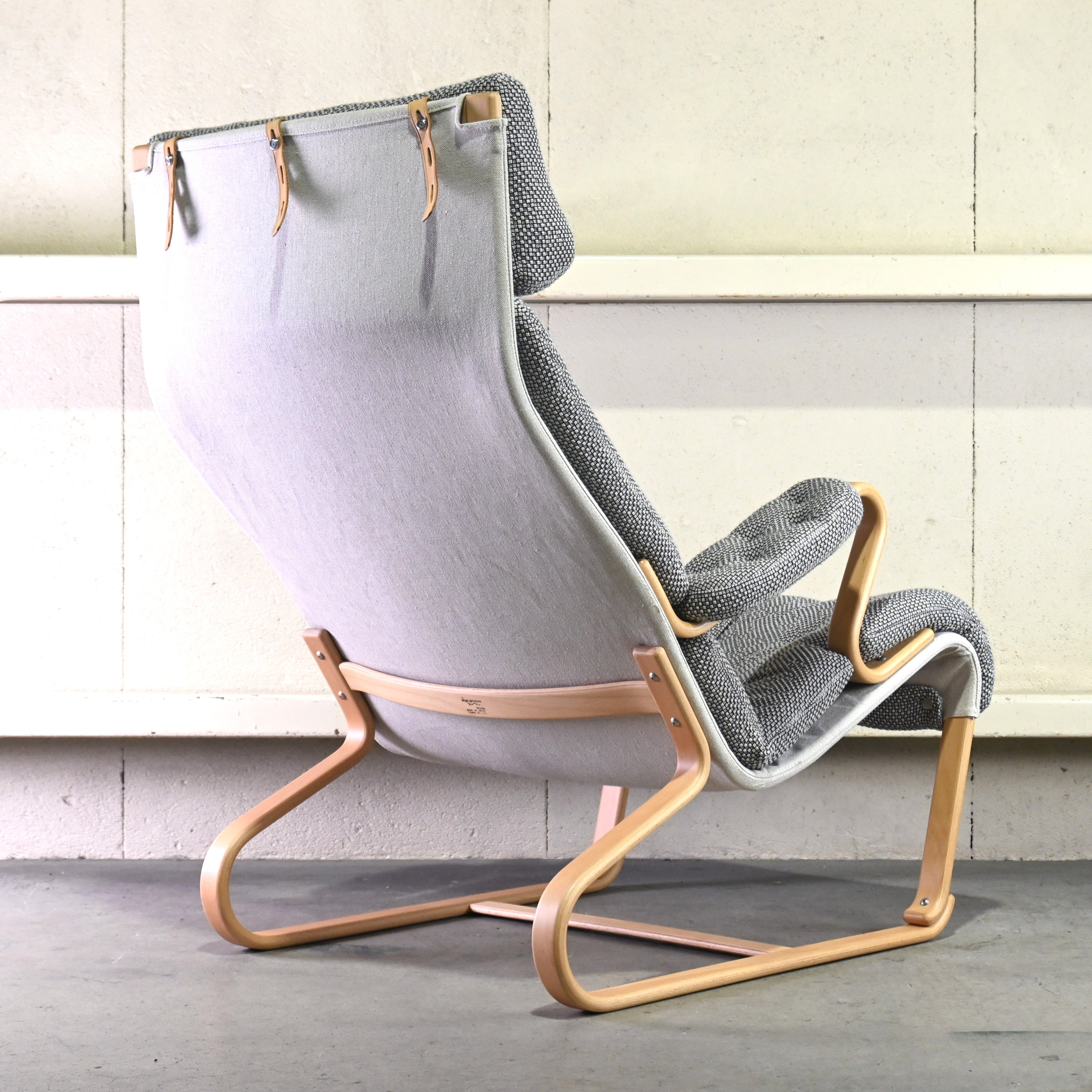Tendo × Bruno Mathsson Highback chair & Ottoman 2 peaces set Japanese modern Scandinavian design / 天童木工 × ブルーノ・マットソン ハイバックチェア & オットマン 2点セット ジャパニーズモダン 北欧デザイン