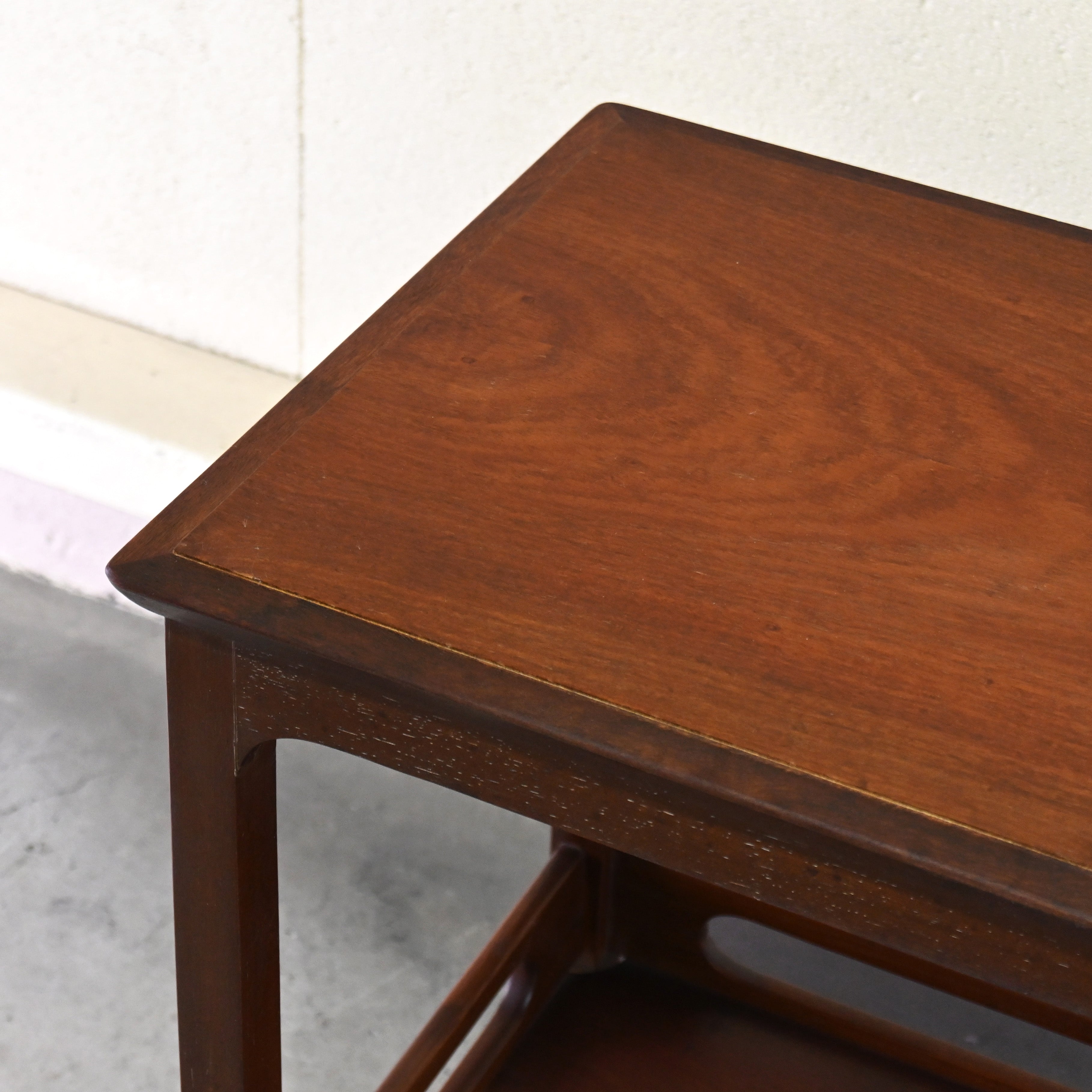 Old maruni Side table Rosewood Town wood Japanese modern design / マルニ木工 オールドマルニ サイドテーブル ローズウッド タウンウッド 孔雀マーク ジャパニーズモダンデザイン