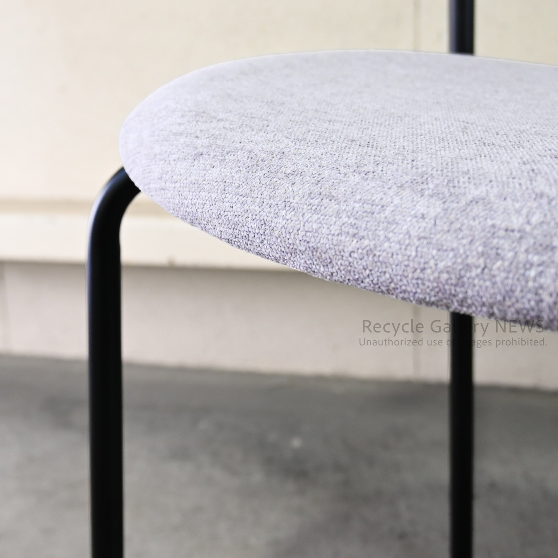 Seki Furniture Atom Chair Glay-White Wooden  Steel  Industrial  Vintage  Cafe style / 関家具 アトムチェア 座面グレーホワイト 木材 スチール インダストリアル ヴィンテージ カフェスタイル