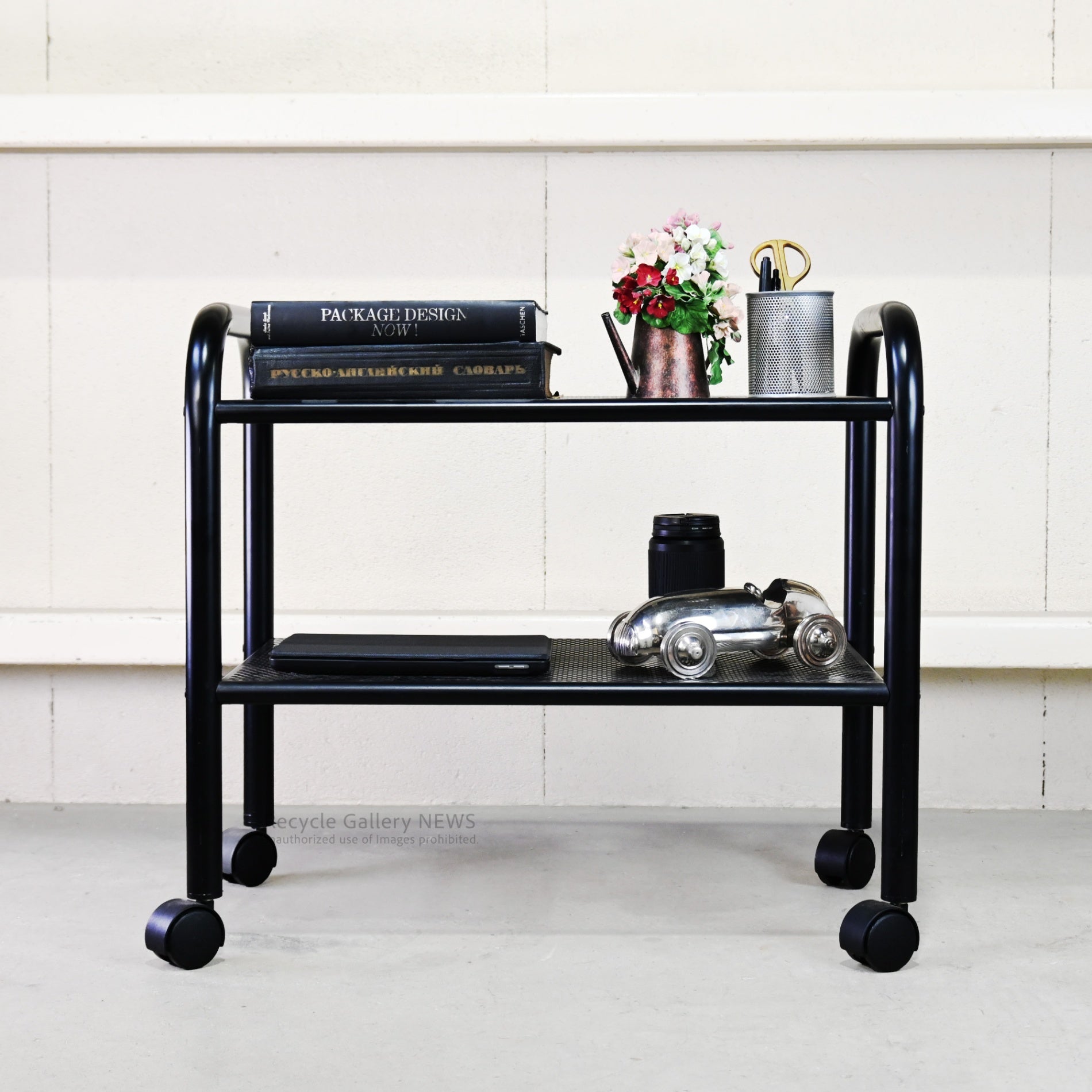 スウェーデン イノベーター  innovator スチールラック 3段 キャスター付 ローラック ラック 2段 Innovator Steel Rack Wagon Black Scandinavian Design