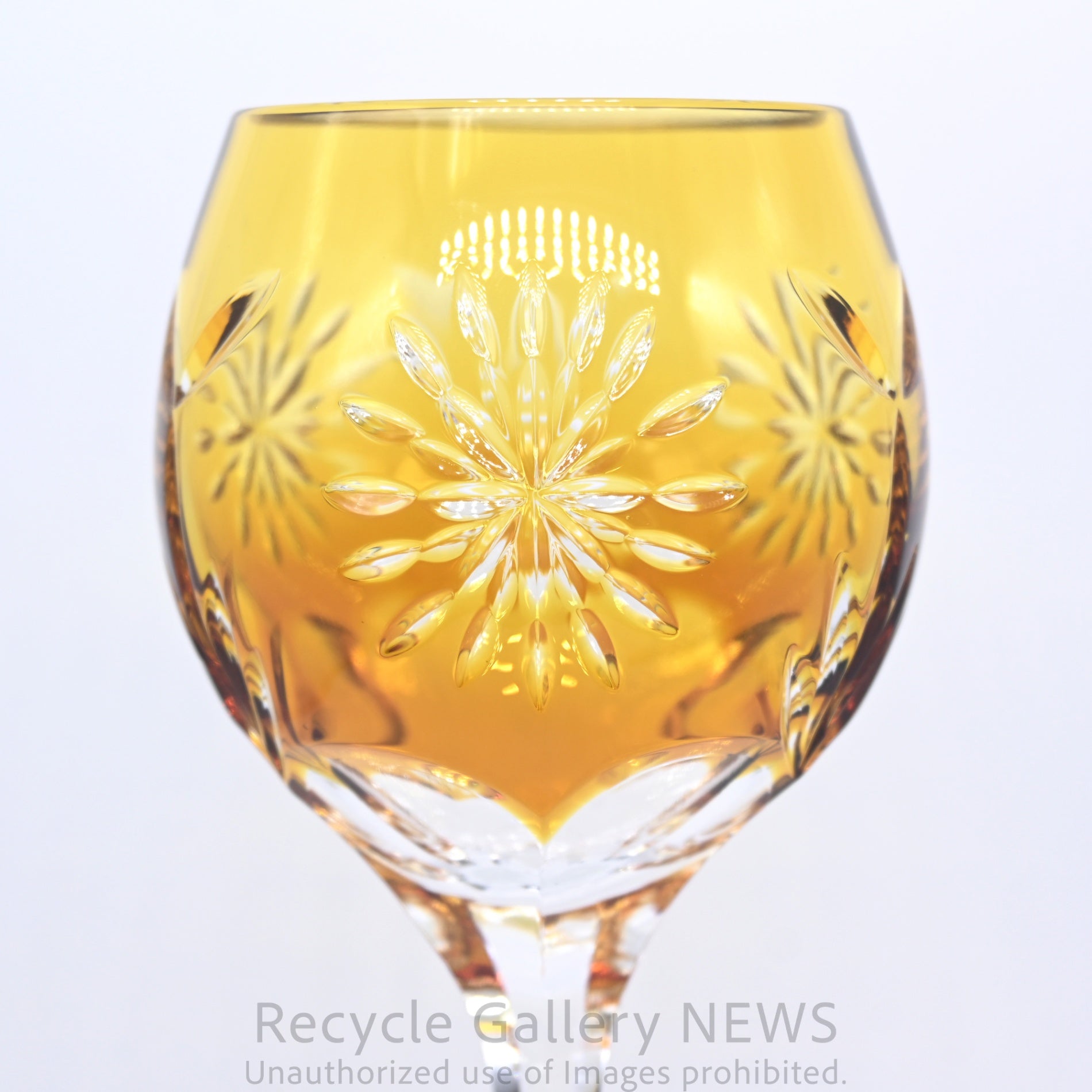 Golden Hour Cut Glass Wine Glass Amber Gradation Botanical Motif Retro / アンバーカラー 琥珀色 グラデーション カットガラス ワイングラス ボタニカルモチーフ レトロ