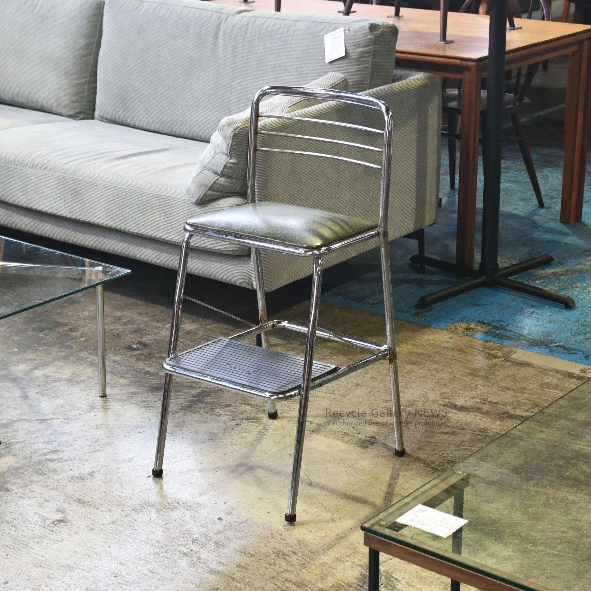 COSCO USA Vintage Step Stool Industrial / コスコ アメリカ ヴィンテージステップスツール インダストリアル