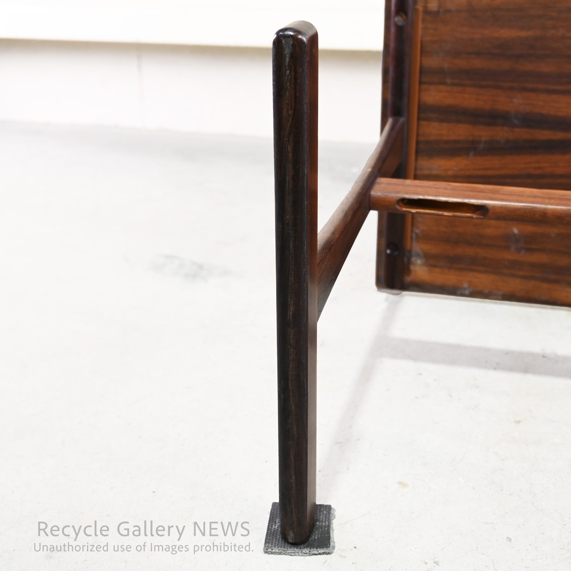 Danish Rosewood Tile Top Nesting Tables Scandinavian Modern  Mid-Century Modern / ローズウッド タイルトップ ネストテーブル デンマーク 北欧モダン  ミッドセンチュリー