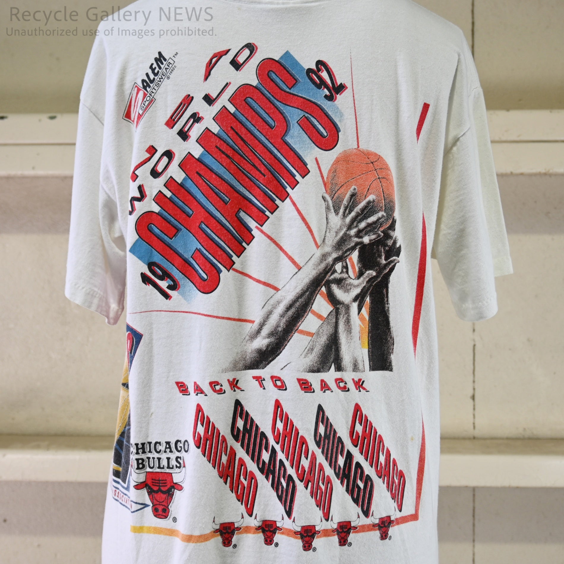 SALEM "CHICAGO BULLS" 1992 NBA Commemorative Victory T-shirt / セーラム シカゴ・ブルズ NBA 優勝記念 Tシャツ M 白