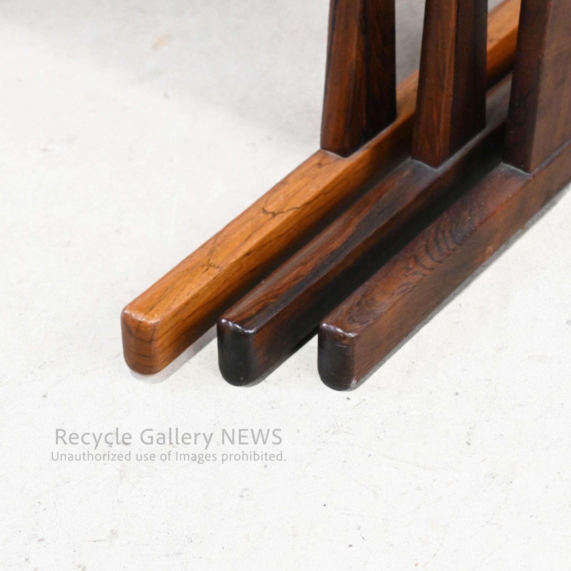 Danish Rosewood Tile Top Nesting Tables Scandinavian Modern  Mid-Century Modern / ローズウッド タイルトップ ネストテーブル デンマーク 北欧モダン  ミッドセンチュリー