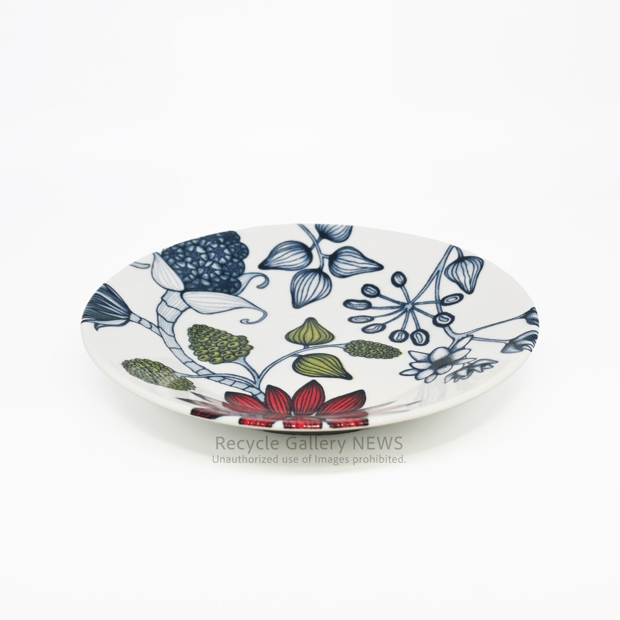 ARABIA Runo Summer Ray Finland Floral 16.5cm Plate Old Backstamp  Scandinavian Style / アラビア ルノ サマーレイ 16.5cmプレート フィンランド  花柄 北欧 旧スタンプ