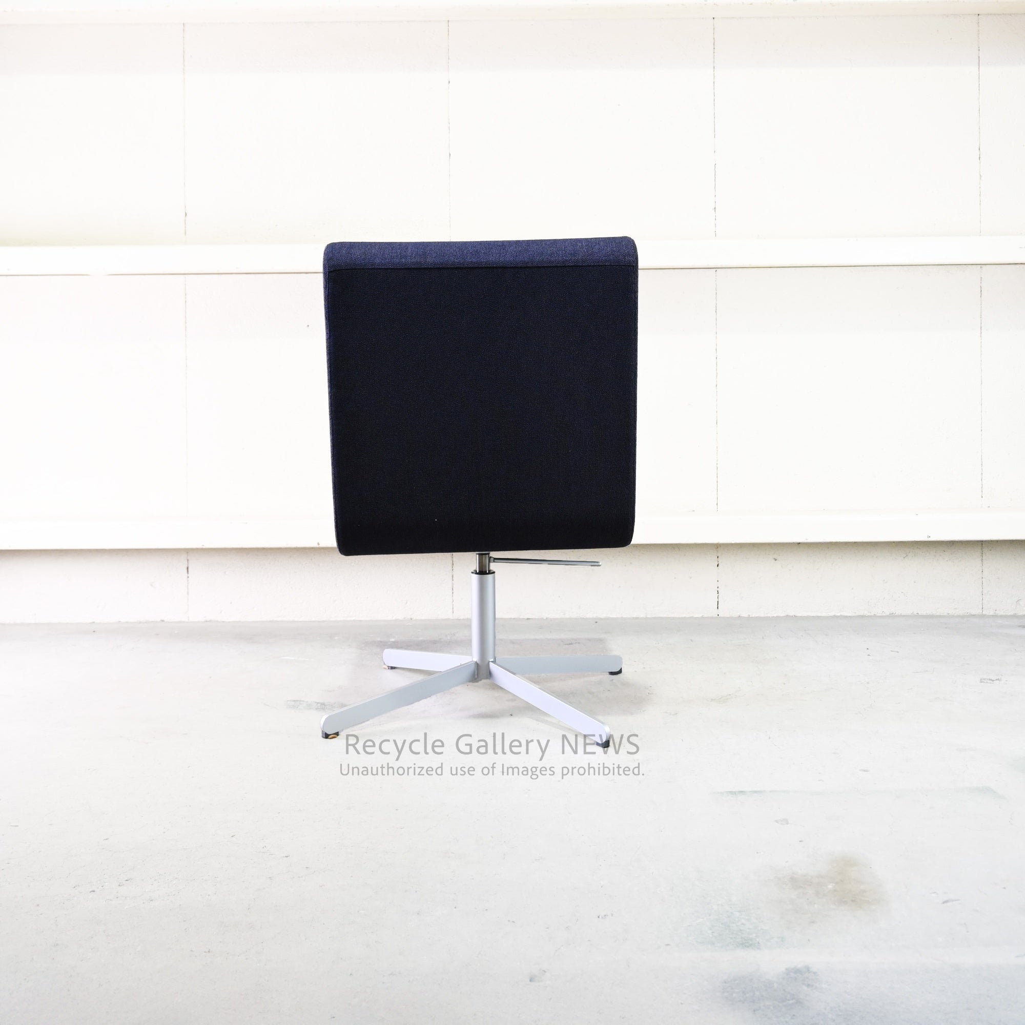 CASSINA ixc. BOOMERANG four star Modern Swivel Chair / カッシーナ イクスシー ブーメラン フォースター スウィベルチェア モダン