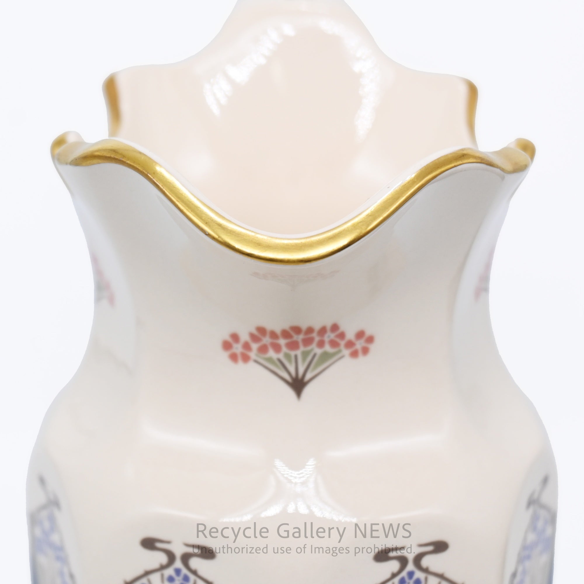 Vintage Masons Ironstone Jug with Liberty London’s Ianthe Pattern / メイソンズ アイアンストーン ジャグ リバティ・ロンドン アイアンシー柄