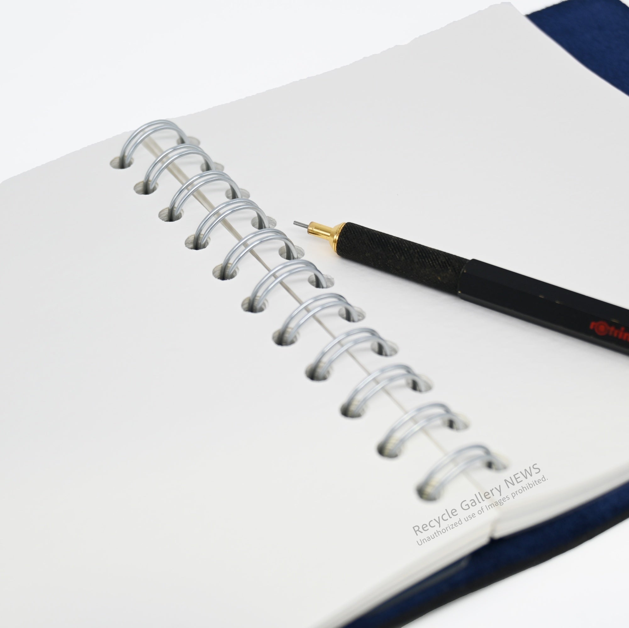 Hermes Ulysse PM Notebook Cover in Dark Navy Togo Calfskin / エルメス ノートカバー ユリスPM ヴォー・トーゴ 濃紺 カーフスキン