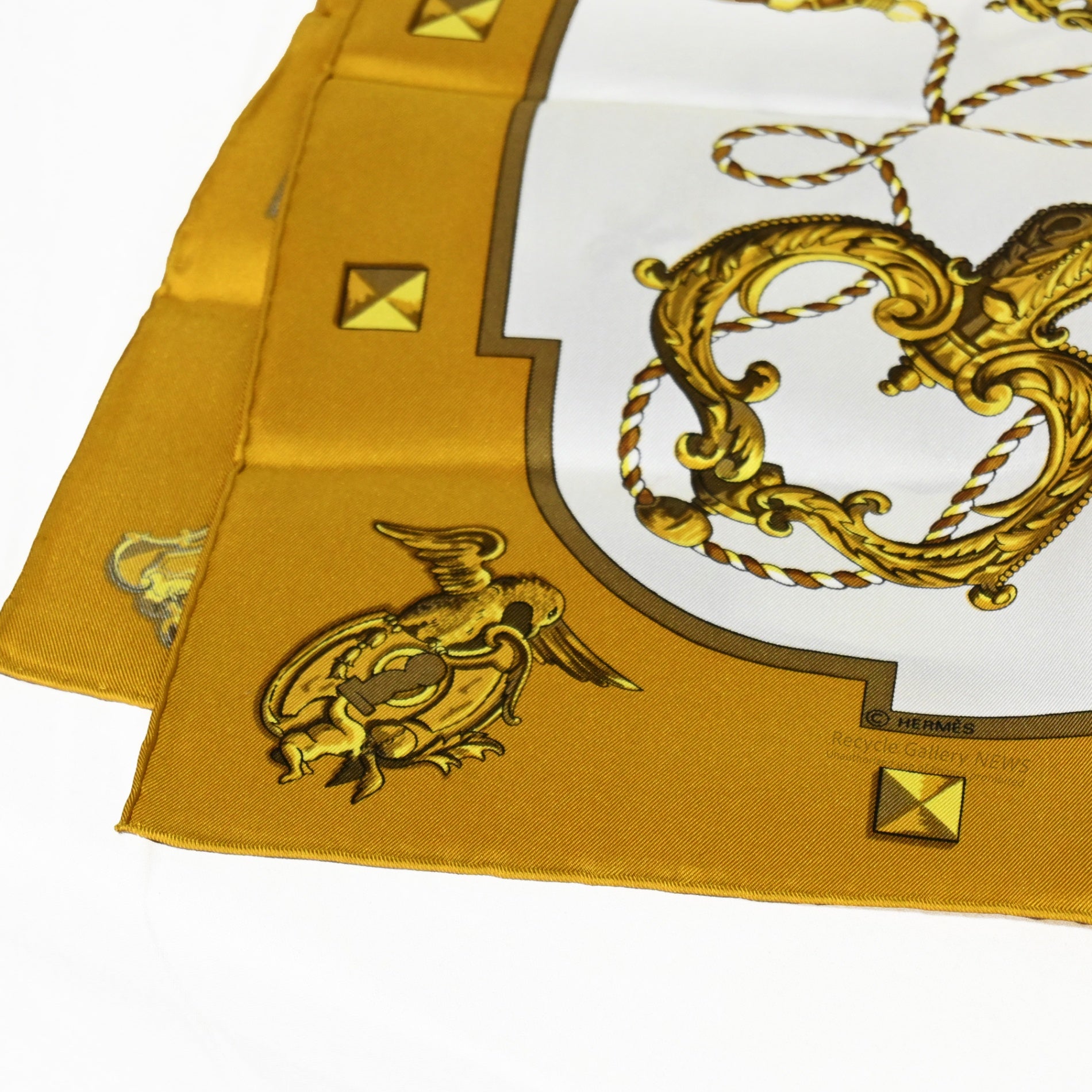 HERMES carré 90 Les Clés Yellow Gold Unused Vintage France