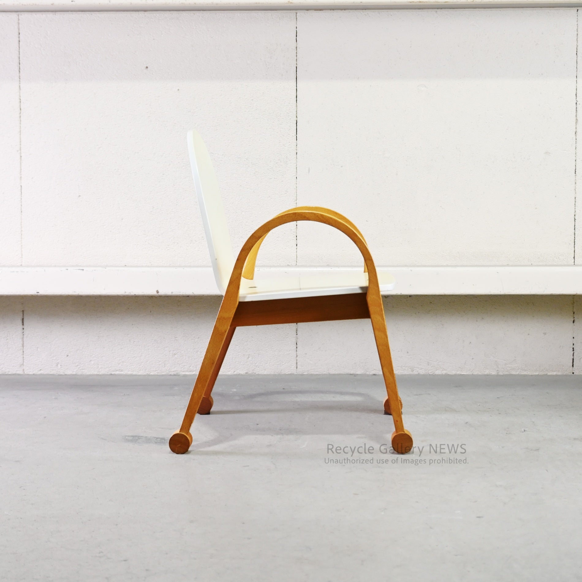 Nisshin Mokko ac-cent Kids chair White Japan / 日進木工 アクセント キッズチェア ホワイト 日本