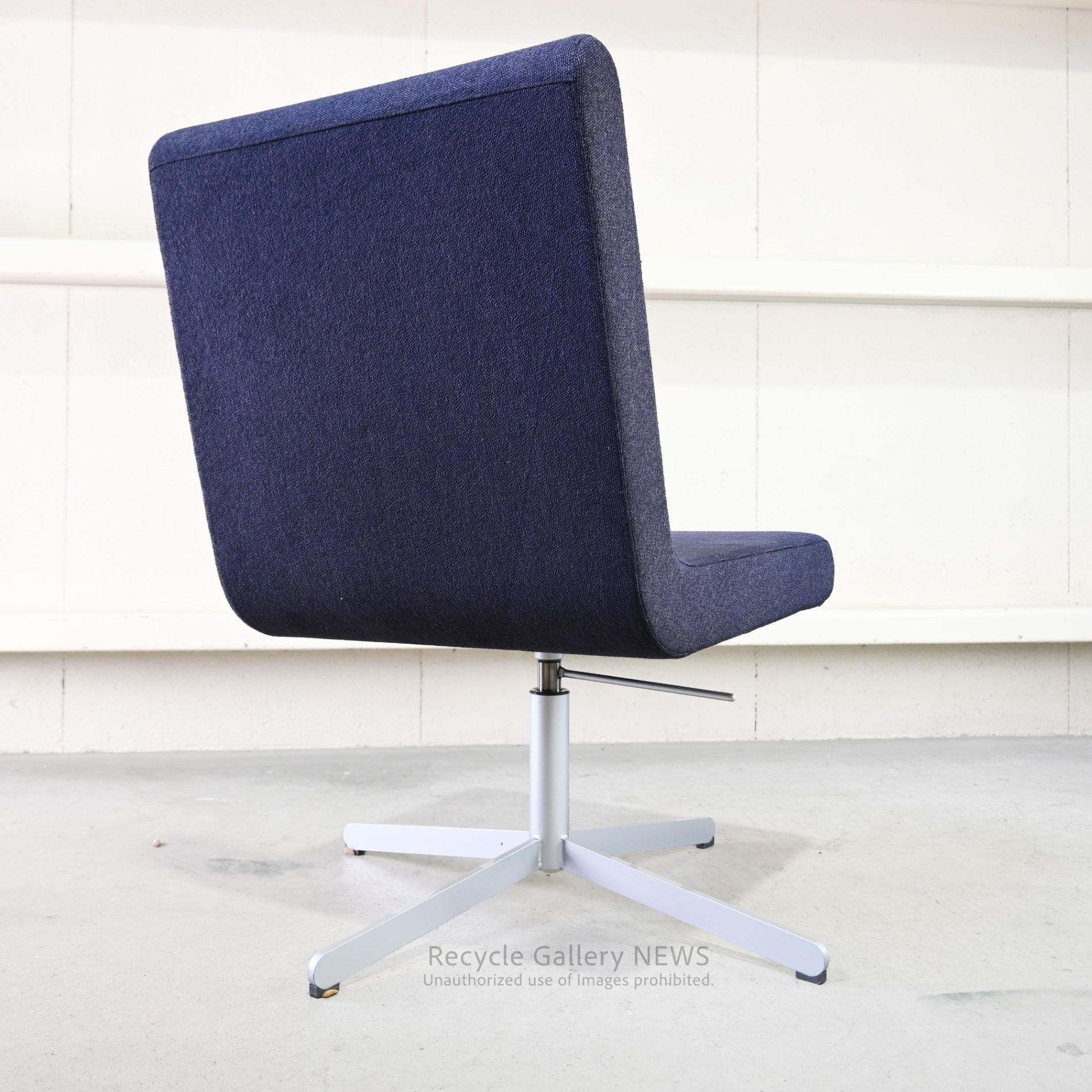 CASSINA ixc. BOOMERANG four star Modern Swivel Chair / カッシーナ イクスシー ブーメラン フォースター スウィベルチェア モダン