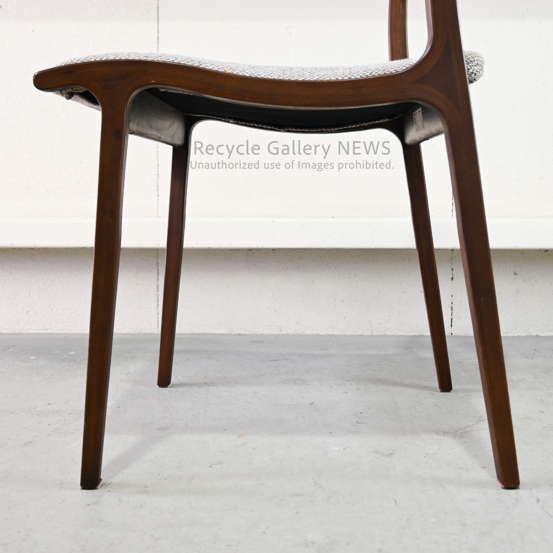Fuji Furniture Wooden Armless Chair "Calm" Japan Scandinavian Style / 冨士ファニチア アームレスチェア カーム 日本 北欧 木製