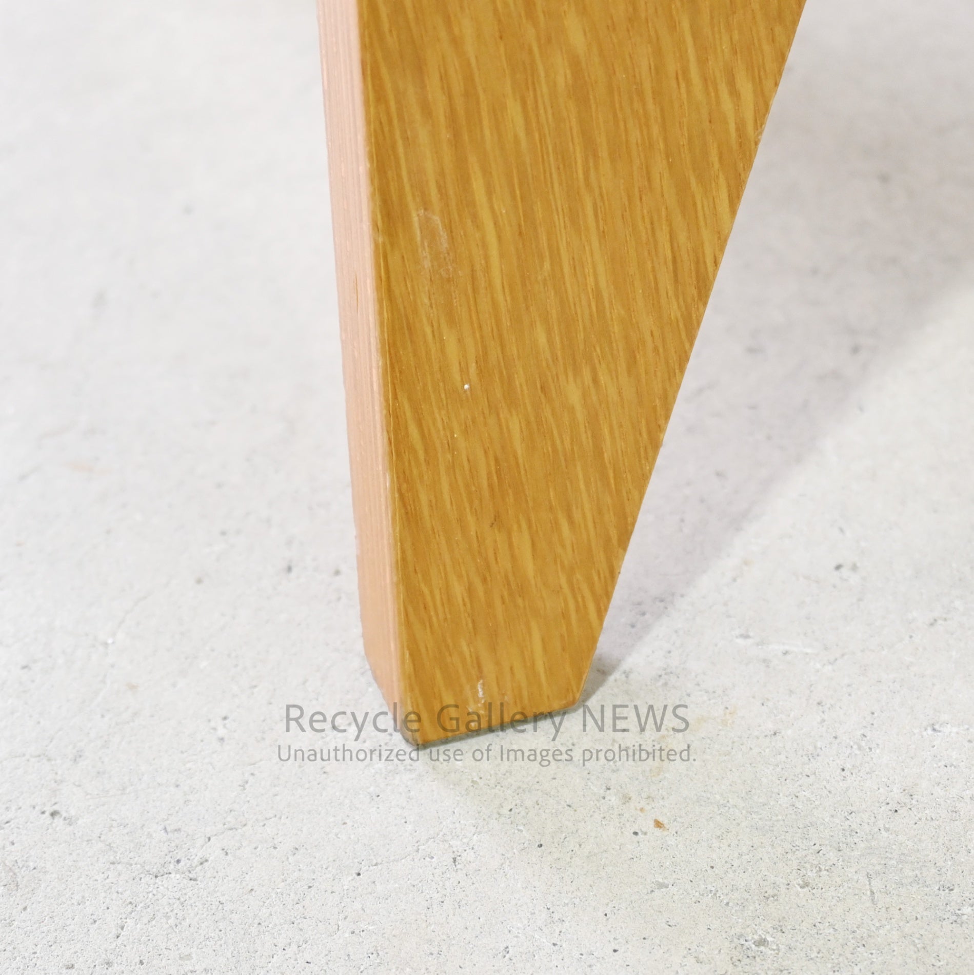 Tendo Mokko Wooden Low Chair by Daisaku Choh  Junzo Sakakura Japanese Modern / 天童木工 中座椅子 木製 長大作 坂倉準三 ジャパニーズモダン