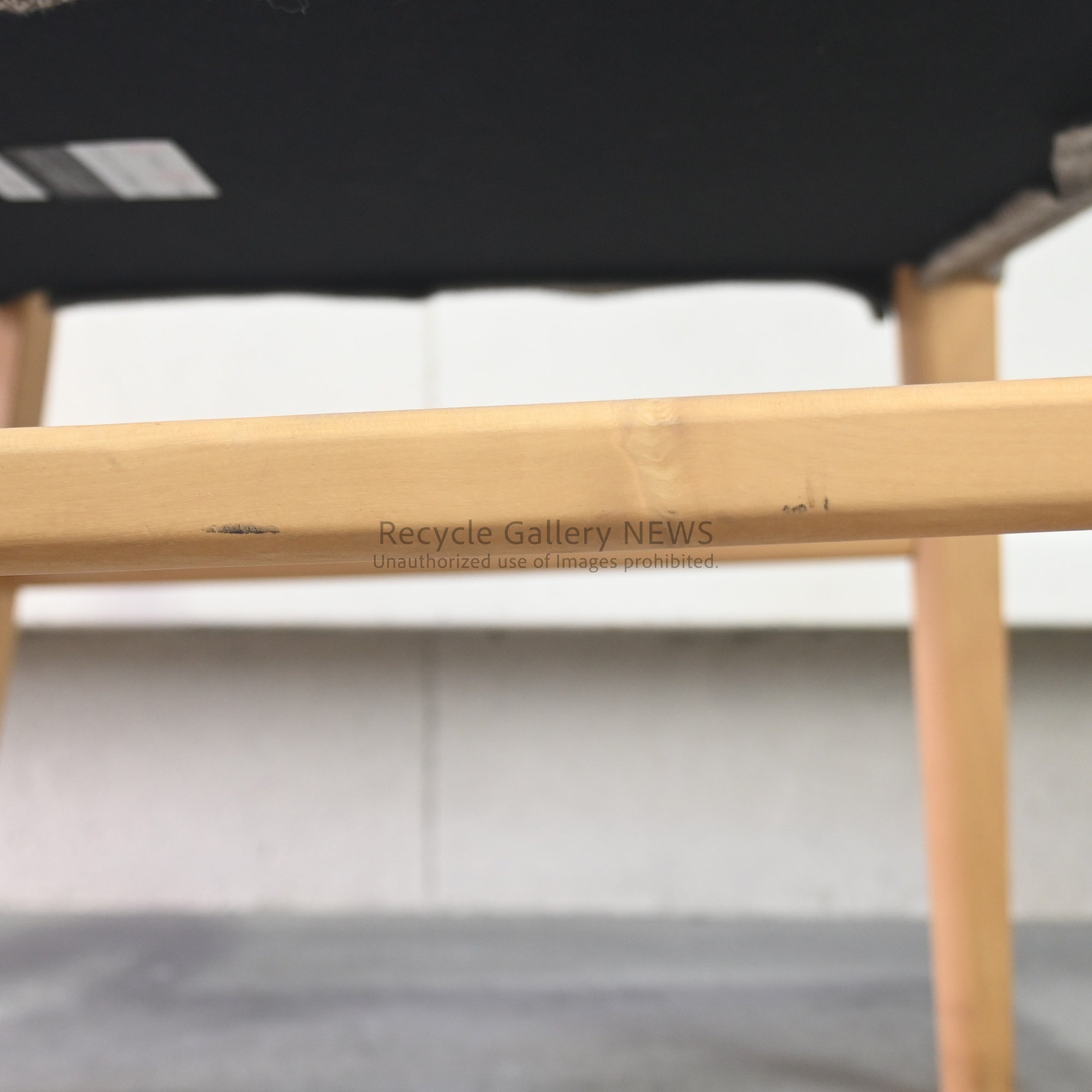 Karimoku Wooden Chair Japanese Scandinavian Inspired Natural Design / カリモク 椅子 木製 日本 北欧テイスト ナチュラルデザイン