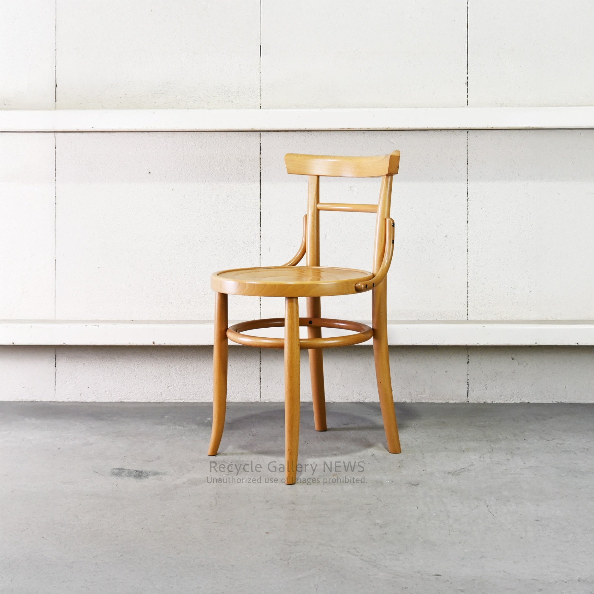 S T O O L – Recycle Gallery NEWS 烏山