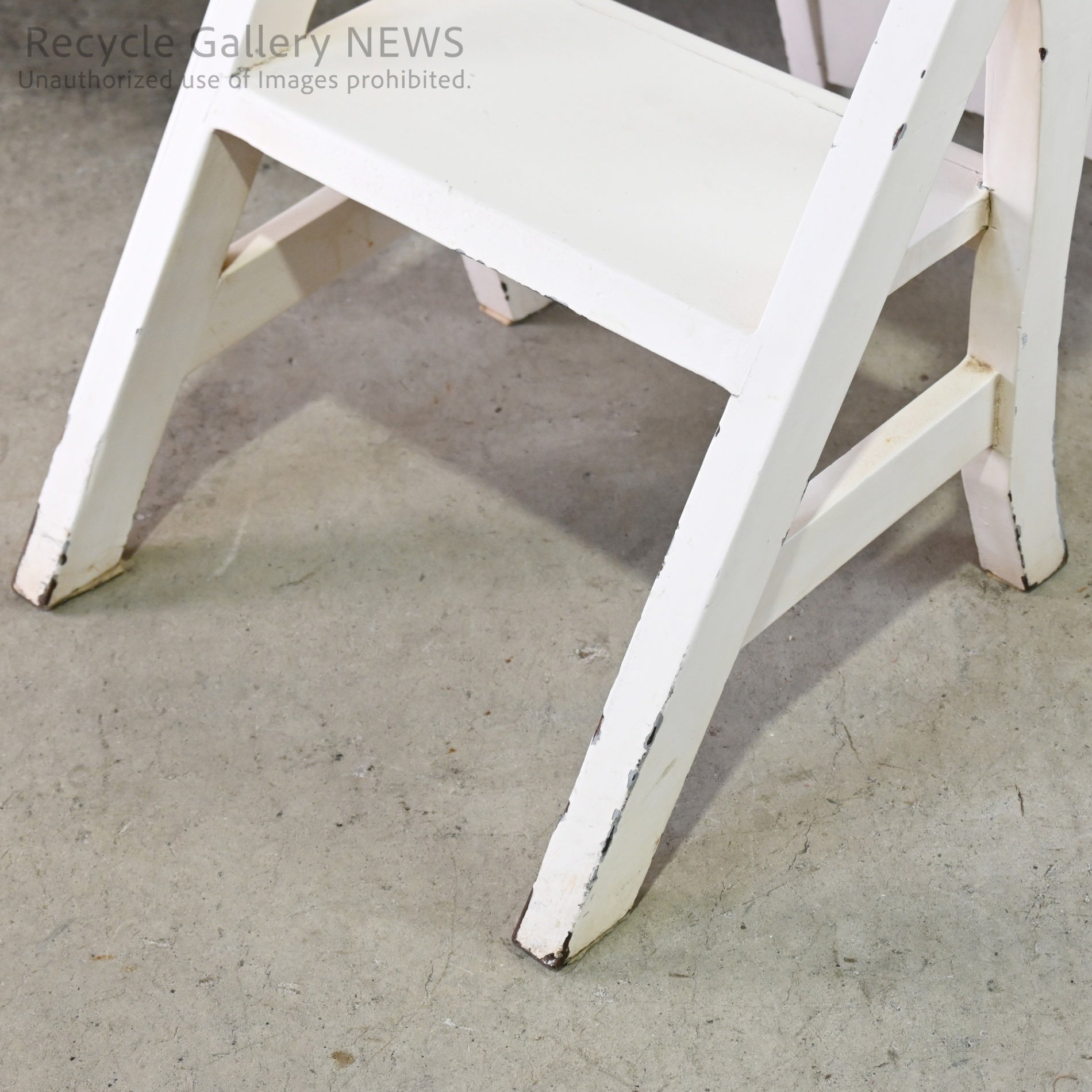 Vintage Foldable Library Step Chair White / ヴィンテージ 折りたたみ ライブラリー ステップ チェア 白