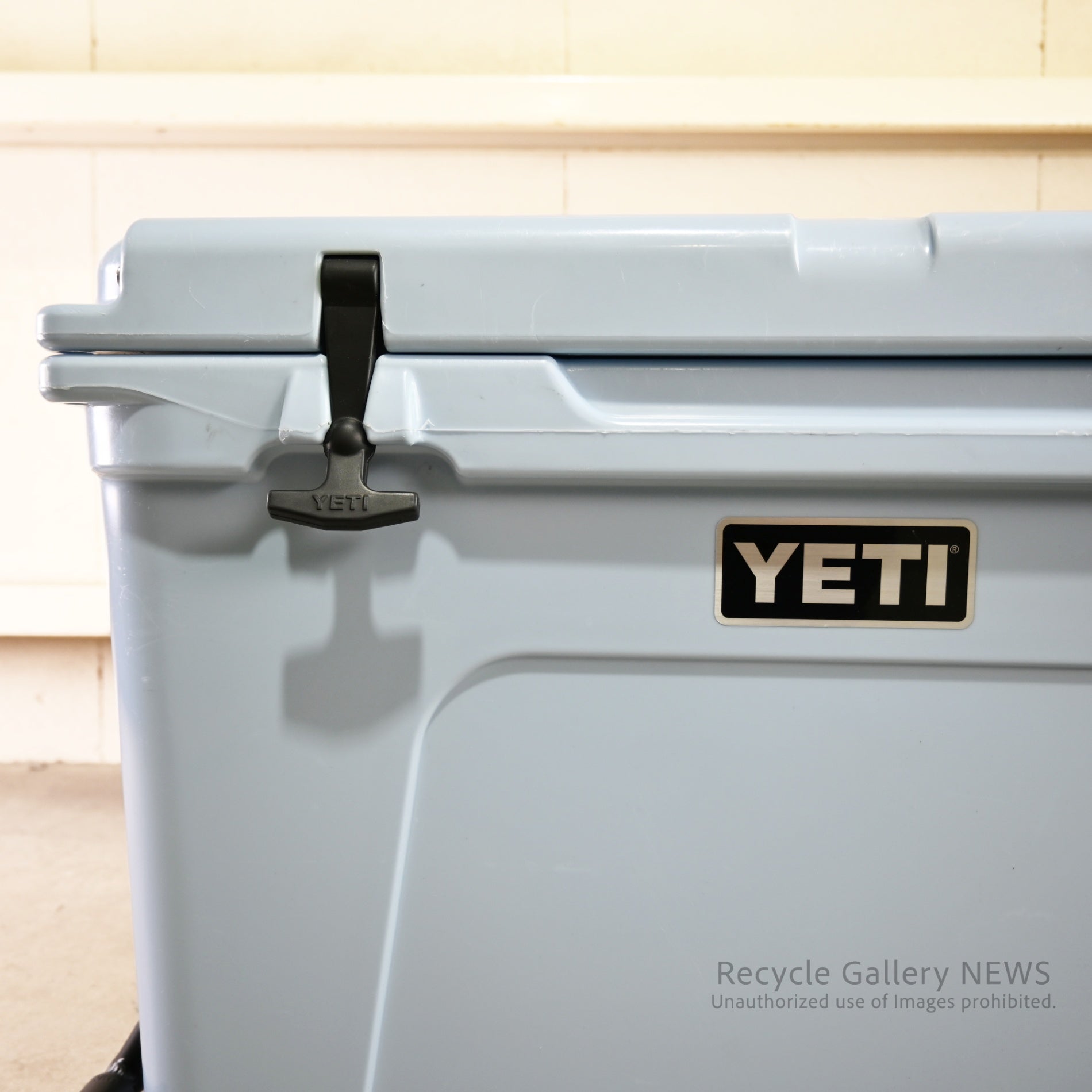 YETI  Tundra Cooler box (45L) Rare color Light Blue / イエティ タンドラ クーラーボックス45リットル ライトブルー