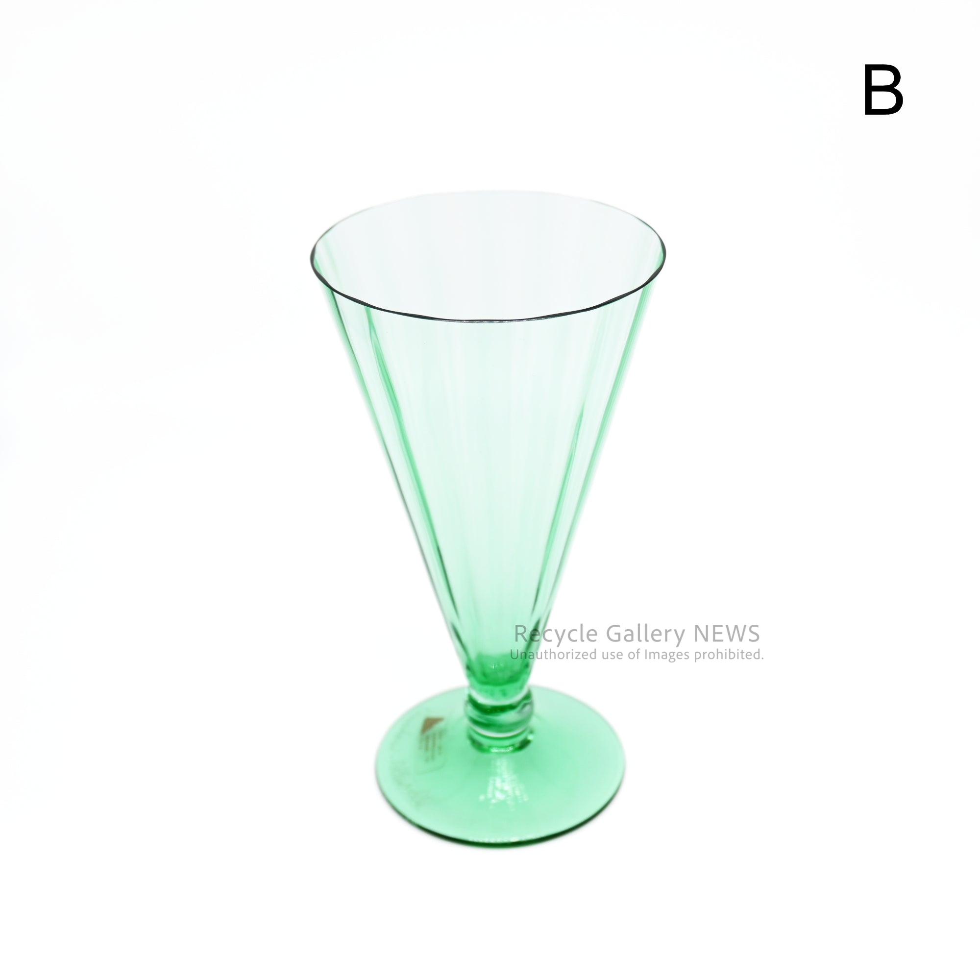 Cenedese & Albarelli Murano glass Light green 2-Size Venetian glass Italian vintage / チェネデーゼ＆アルバレッリ ムラーノガラス 薄緑グラス ヴェネチアングラス イタリアンヴィンテージ