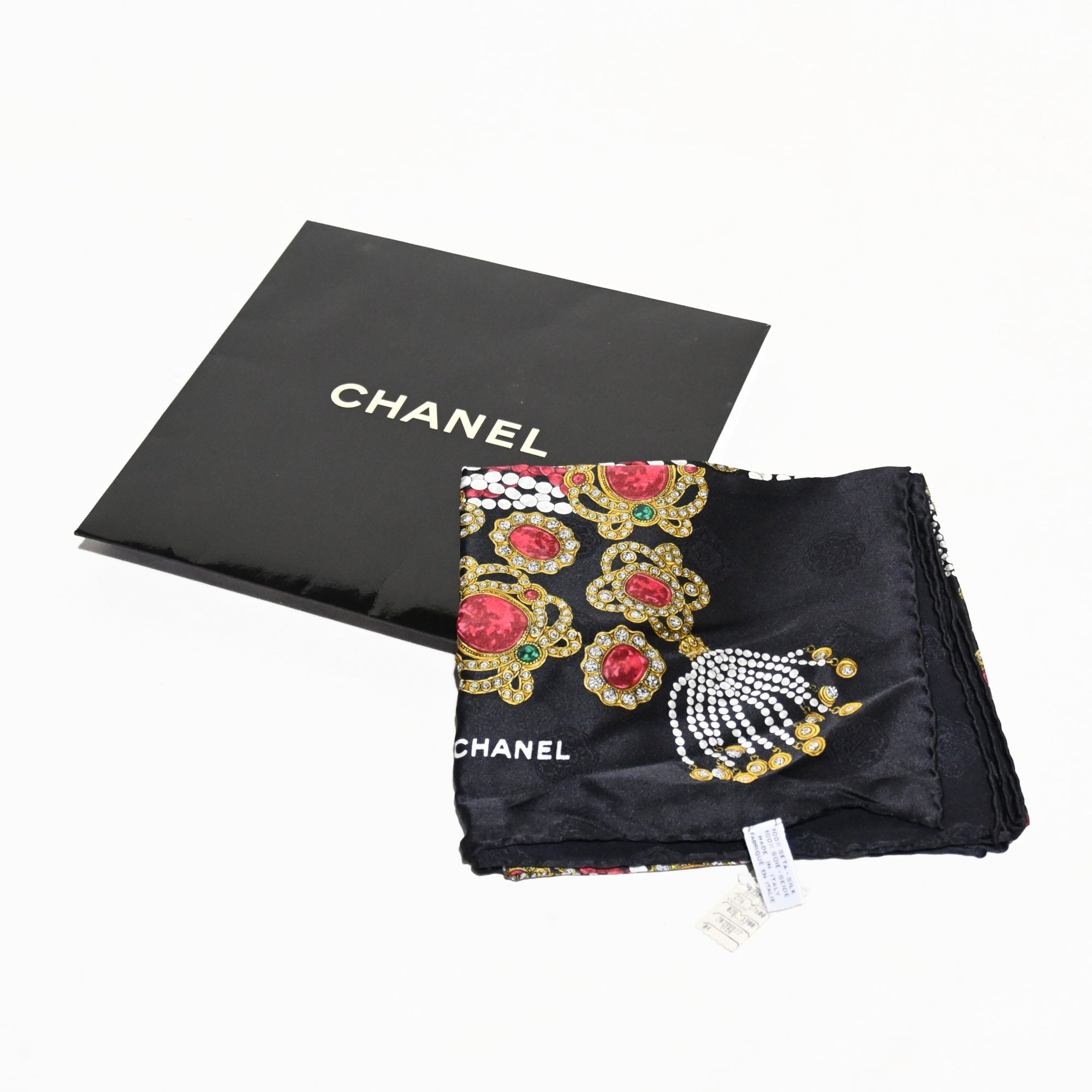 CHANEL Vintage scarf Jewelry pattern Unused / シャネル ヴィンテージ スカーフ 宝石 ジュエリーデザイン 未使用 新古品