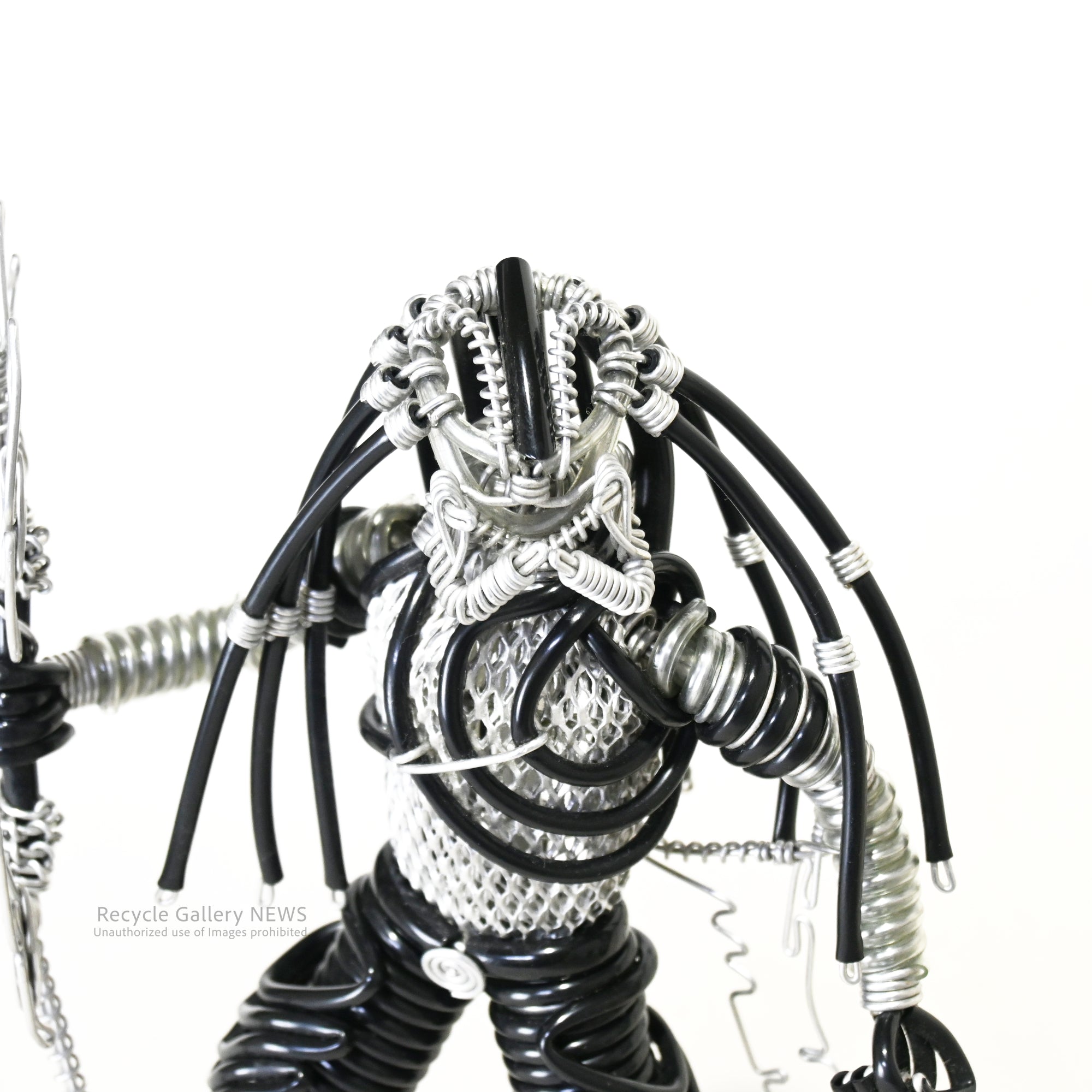 Wire art figure Predator Handmade Objetct / ワイヤーアートフィギュア プレデター ハンドメイド オブジェ