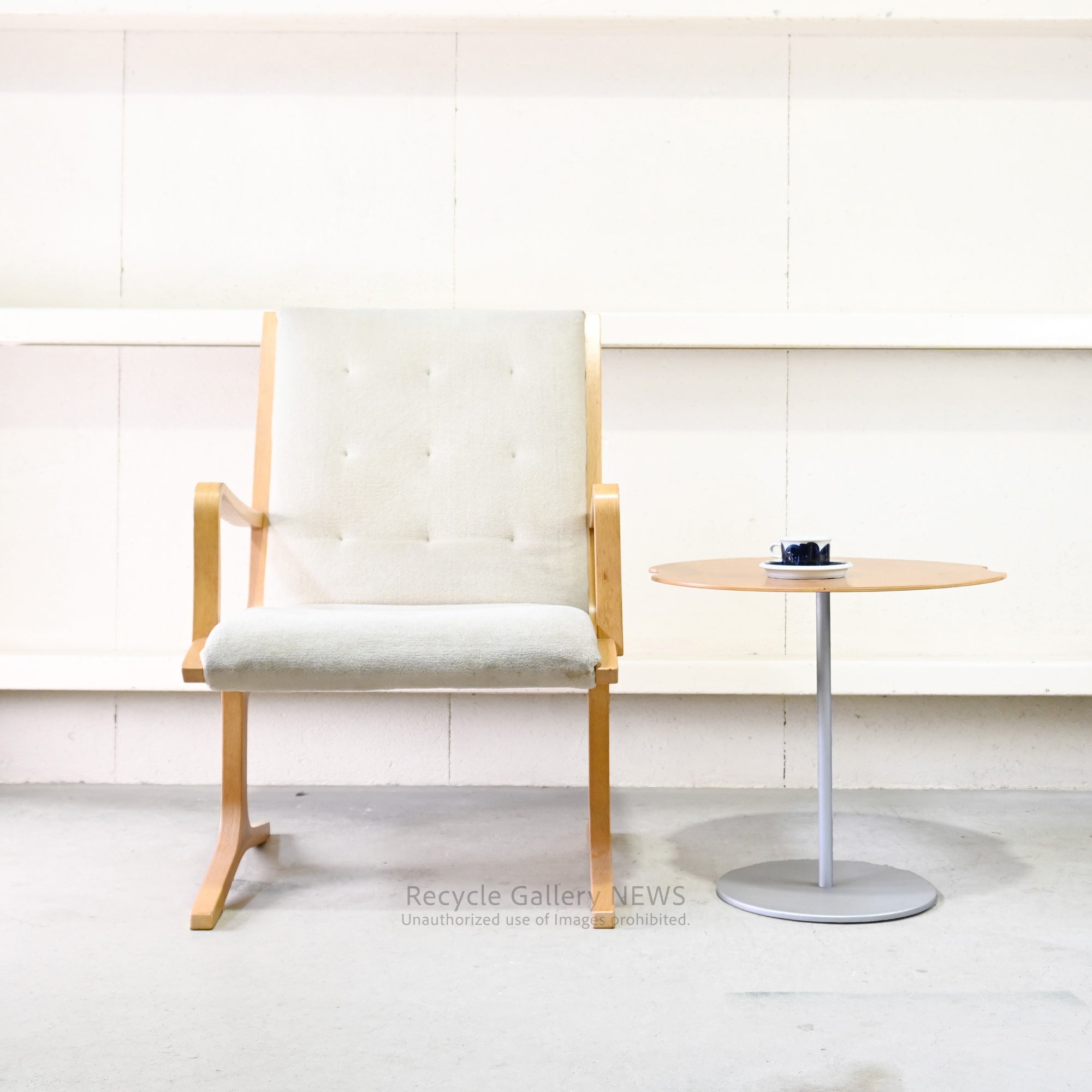 Discontinued Tendo Mokko "Heron" Low Back Chair by Mitsumasa Sugasawa Japanese Modern Masterpiece / 天童木工 ヘロン ローバックチェア 廃盤 日本 モダンデザイン 菅澤光政 傑作