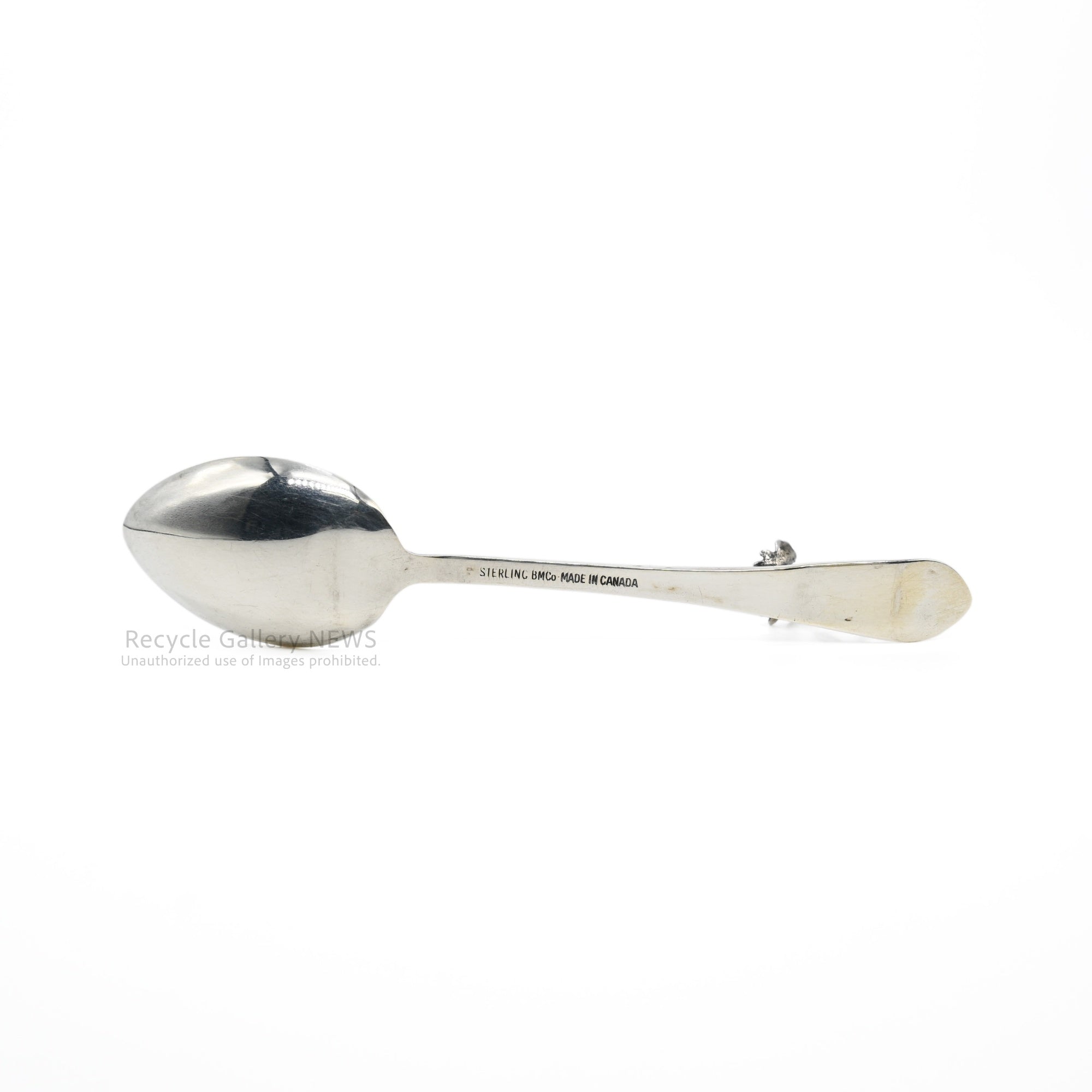 Sterling Silver Animal Spoons Set of 2 Moose & Bison Made in Canada / 動物たちのスプーン 2本セット ミニスプーン スターリングシルバー製 カナダ産 動物モチーフ ムース バイソン レゾリュート・ベイ