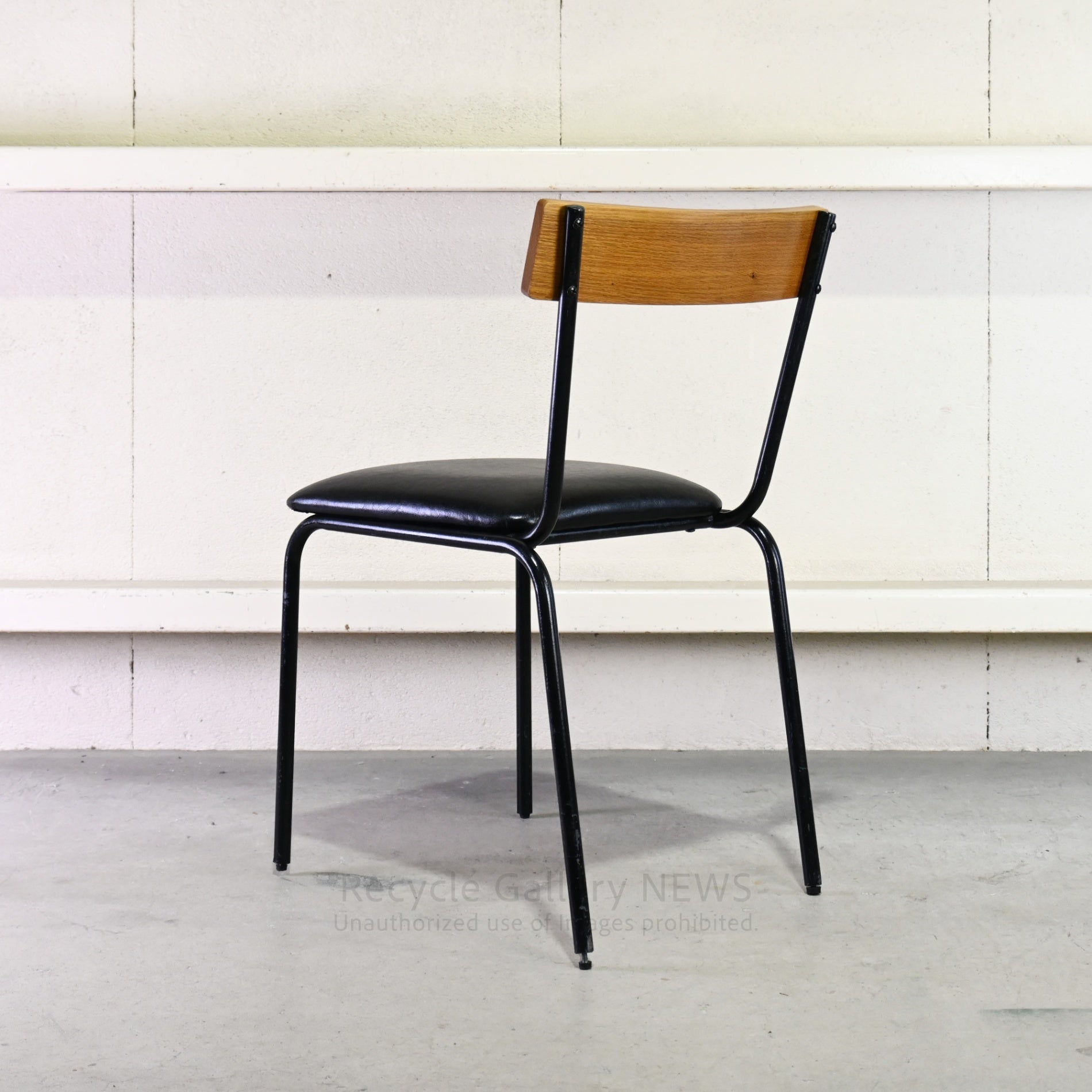 BIMAKES SOLID WOOD IRON DESK Compact desk and chair set Industrial design / ビメイクス ソリッドウッド アイアンデスク コンパクトデスク チェア セット 机 インダストリアルデザイン