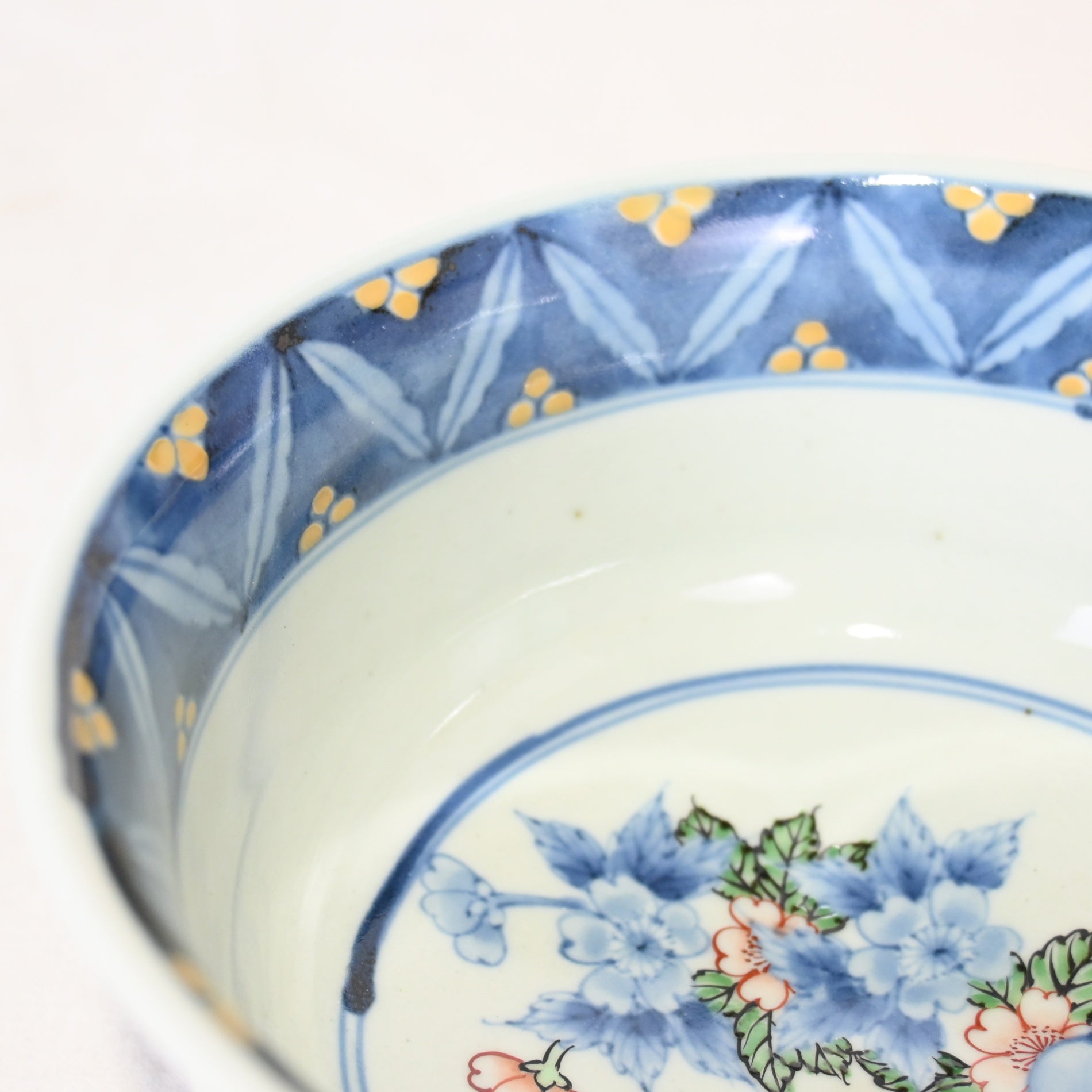 六代 佐藤走波 染錦花文 山水鉢 共箱付 有田焼 / The Sixth Sato Souha Some-Nishiki Ka-mon San-sui Bowl Arita ware