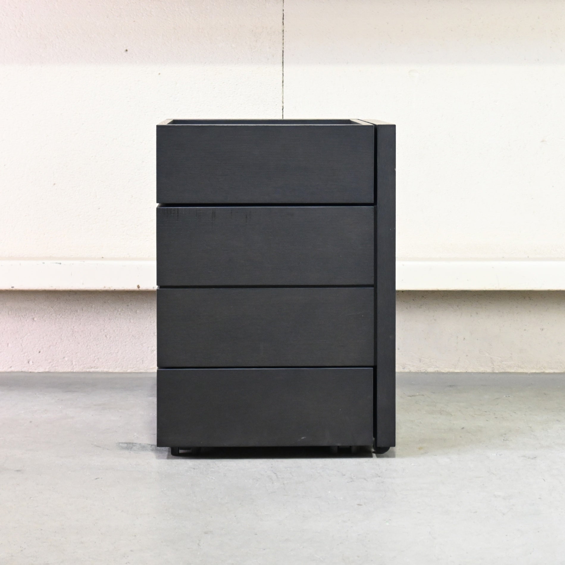 Cassina ixc PIVOT Wagon Cabinet Discontinued Italian brand Japan / カッシーナイクスシー ピヴォット ワゴン キャビネット イタリアブランド 日本 廃盤