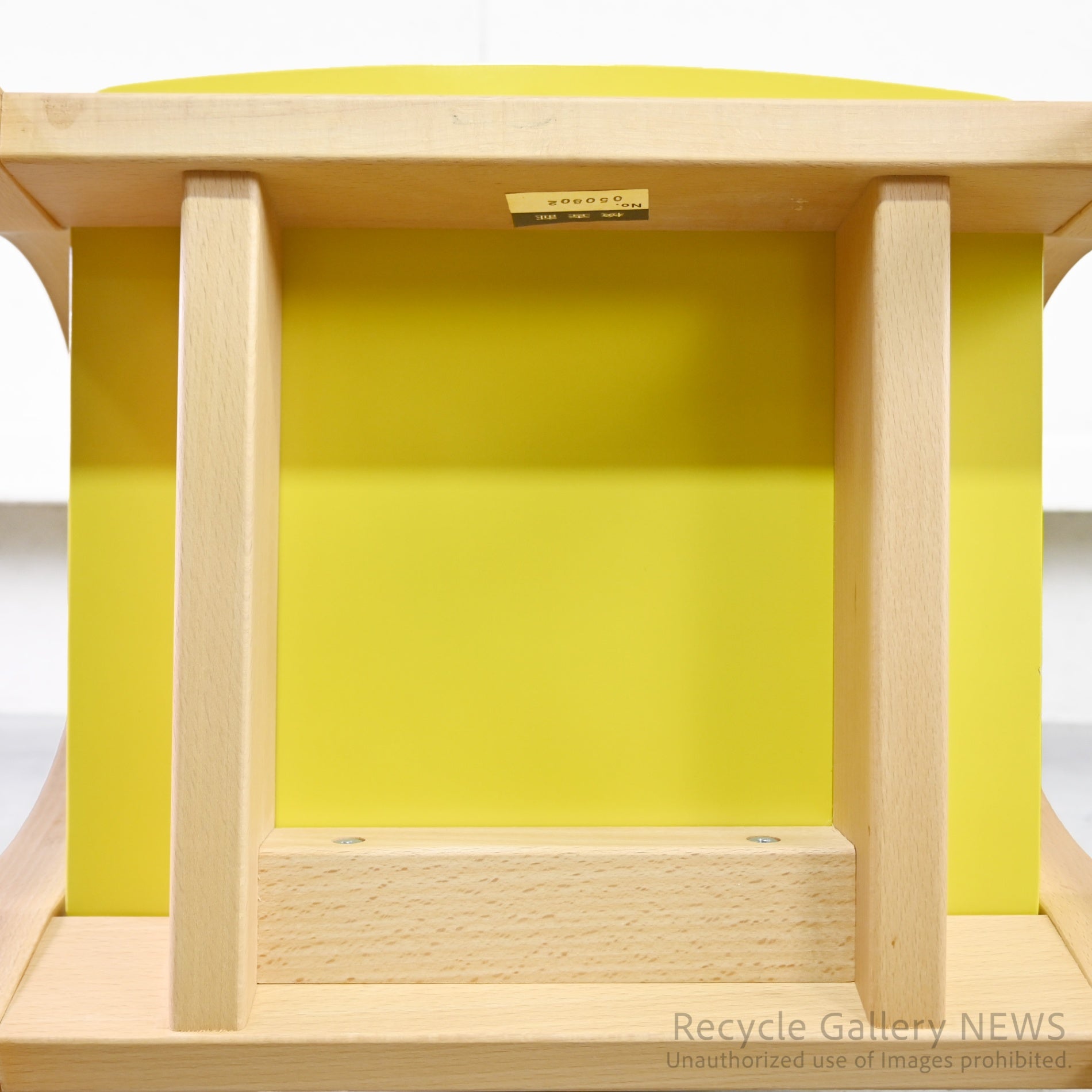 Nisshin Mokko ac-cent Kids chair Yellow Japan / 日進木工 アクセント キッズチェア イエロー 日本