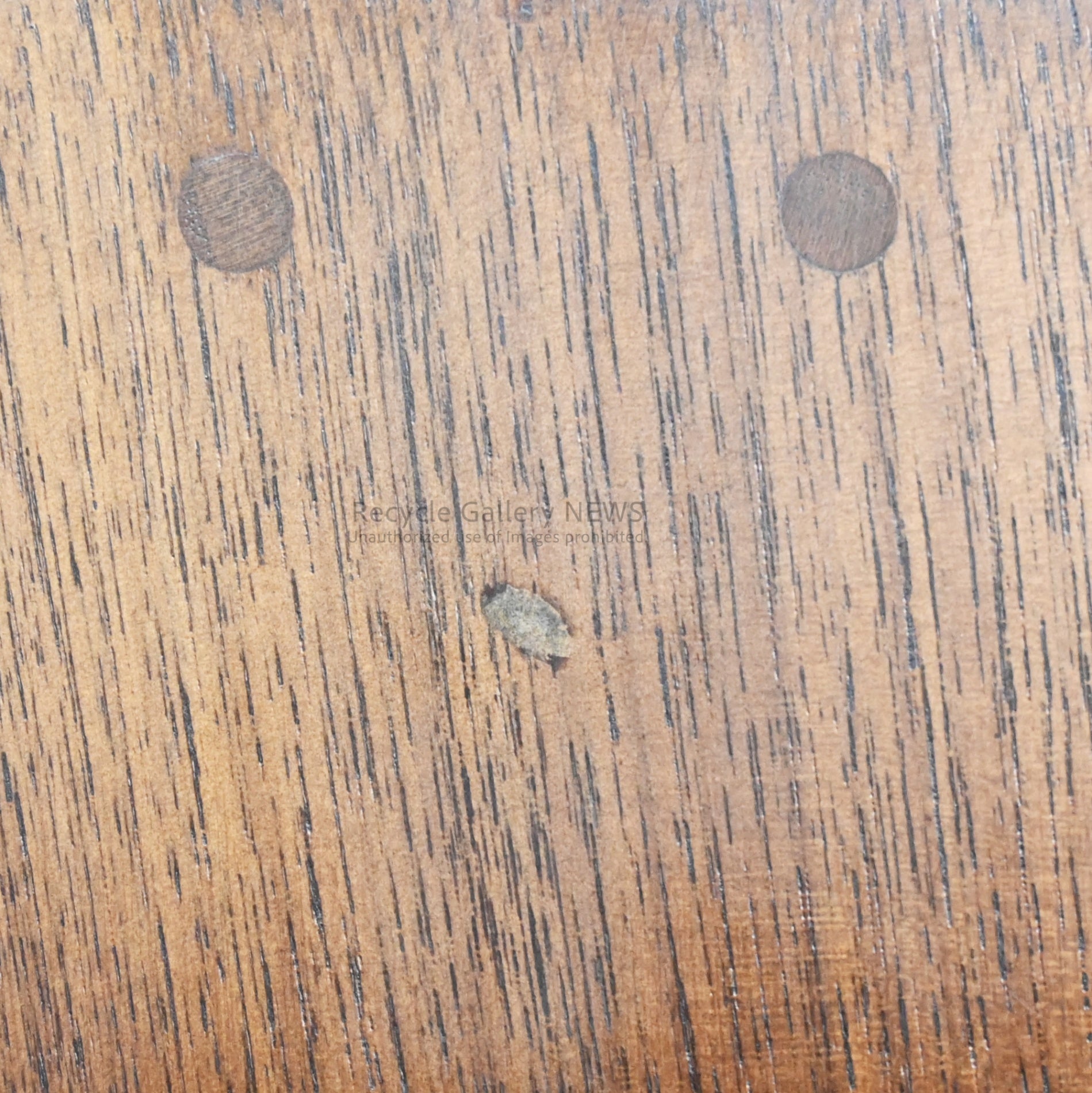 Kuwaya "Ridgeline 48" Solid Wood Multi Stool & Arm Table Japan / クワヤ リッジライン 48 マルチスツール 日本 ウォールナット ベランダ アームテーブル