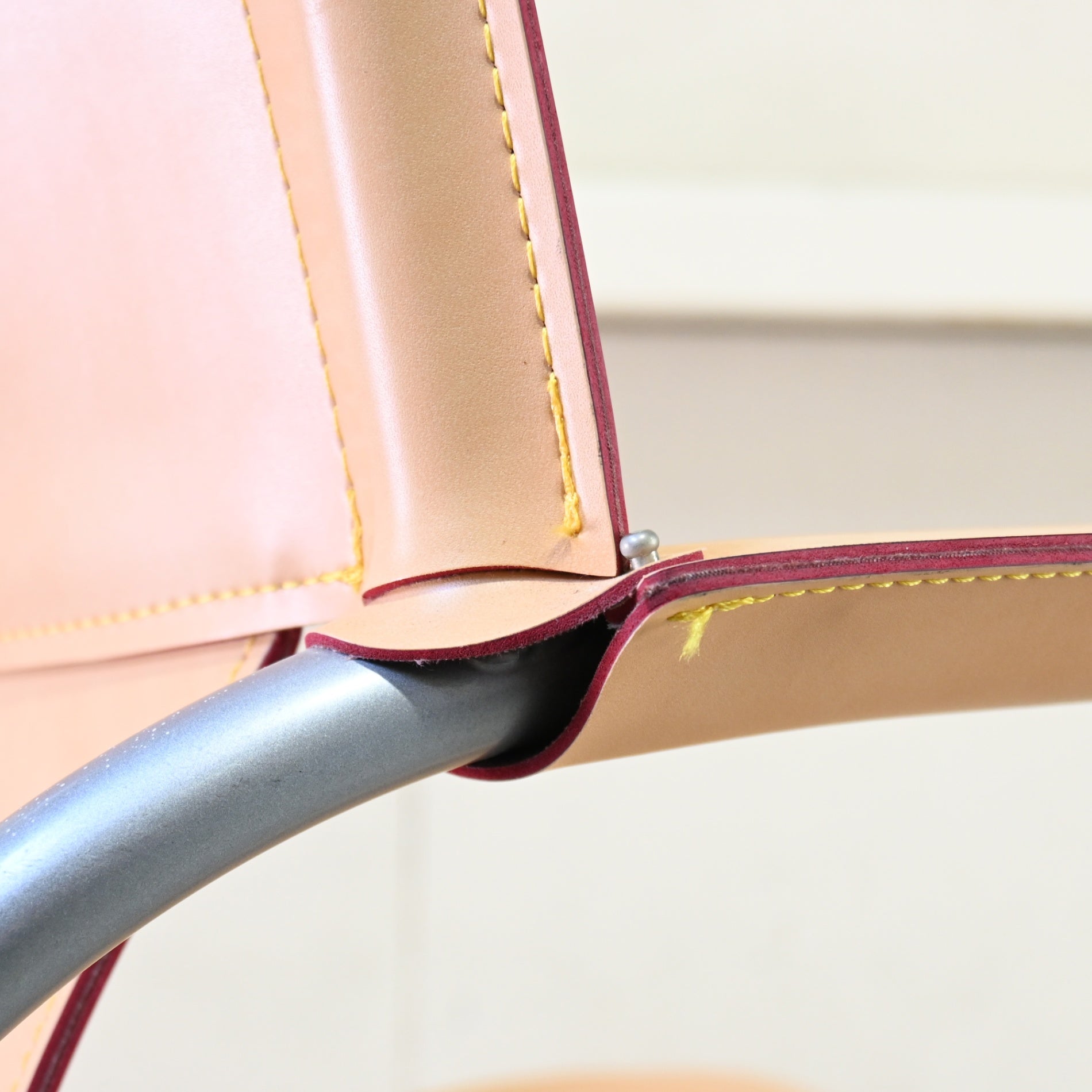 Karimoku XT4300AJ Office chair Desk chair Genuine tanned leather Japan / カリモク家具 本革 ヌメ革 デスクチェア 事務椅子