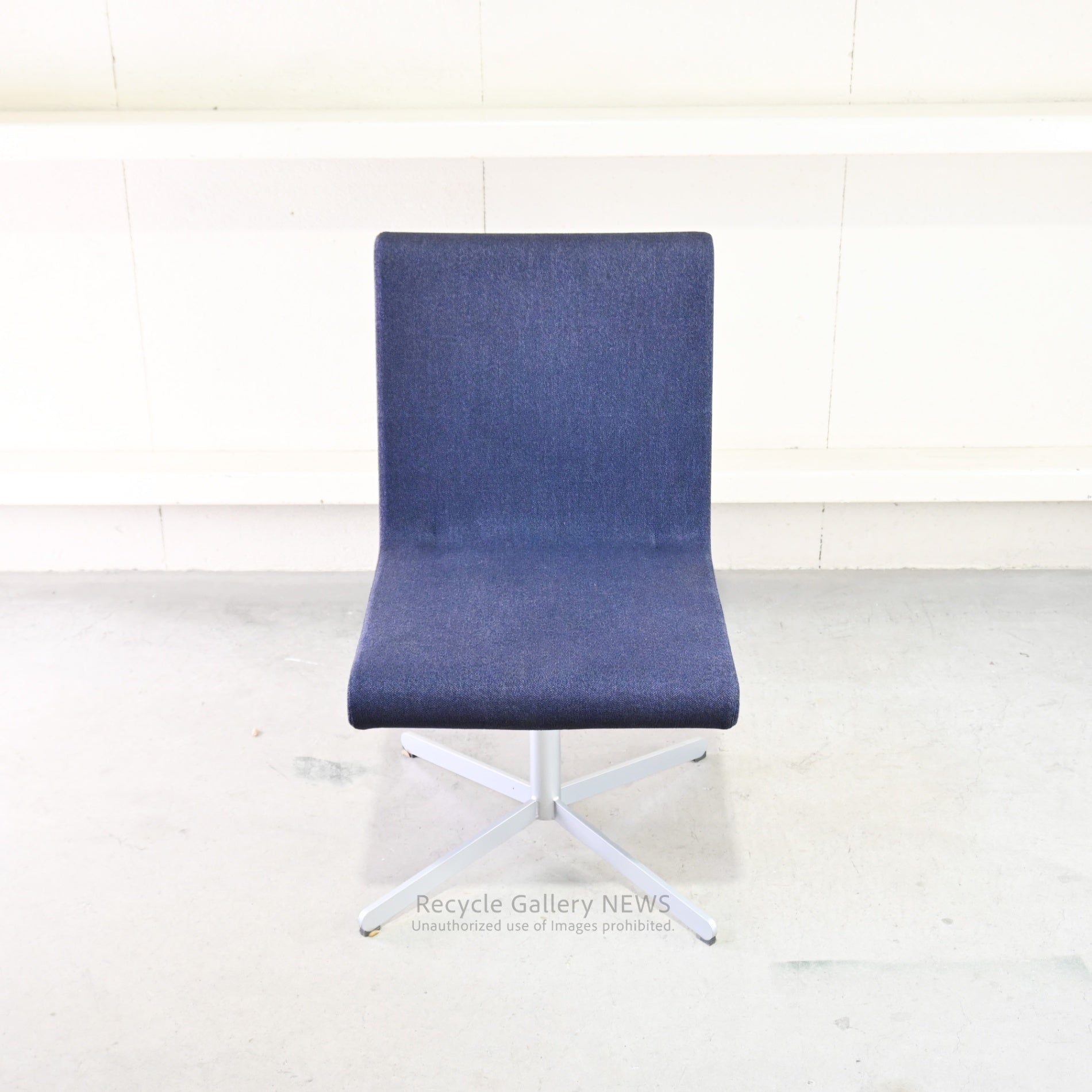 CASSINA ixc. BOOMERANG four star Modern Swivel Chair / カッシーナ イクスシー ブーメラン フォースター スウィベルチェア モダン