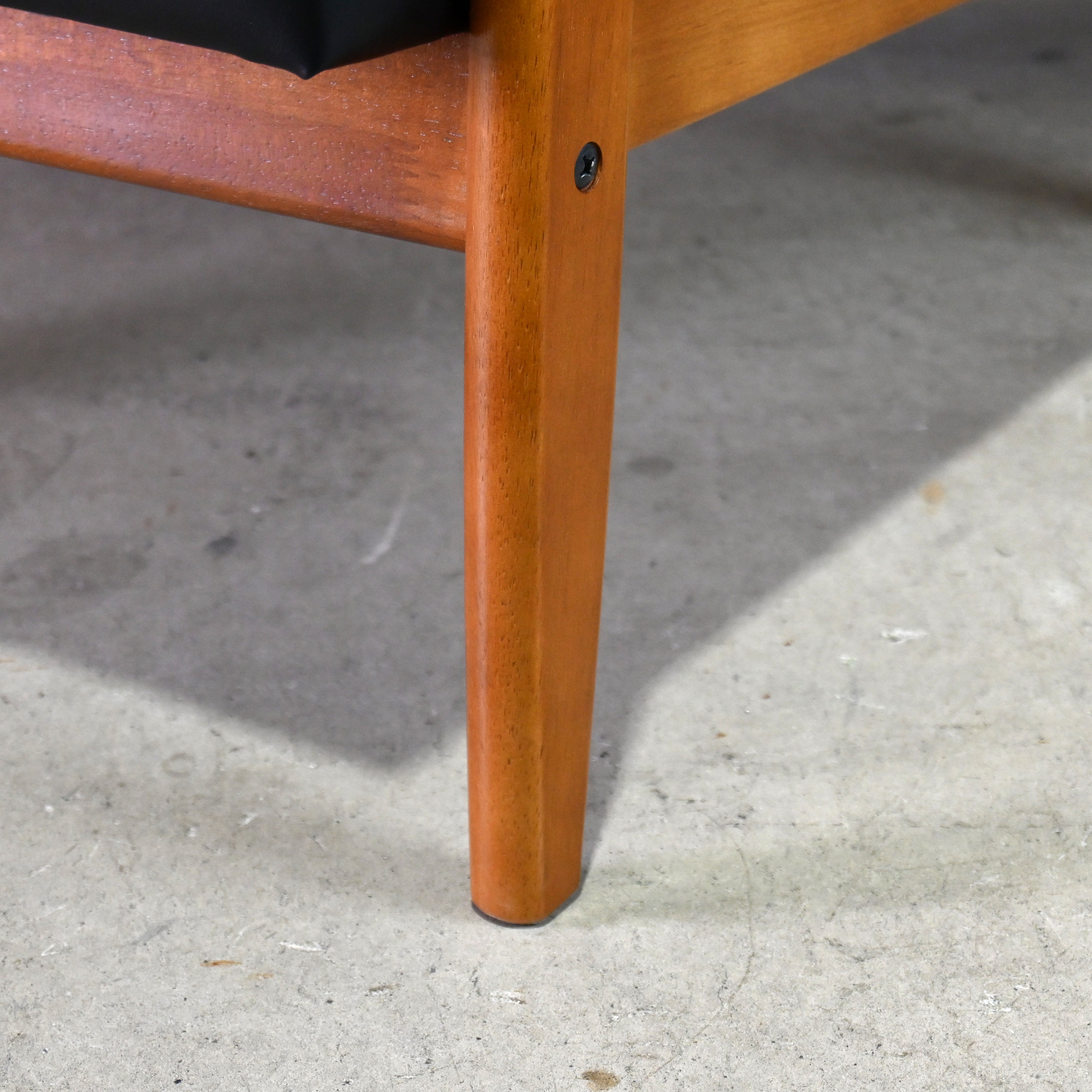 karimoku60 K-chair 1seater Standard black Japanese modern Long life design / カリモク60 Kチェア 1シーター スタンダードブラック ジャパニーズモダン ロングライフデザイン