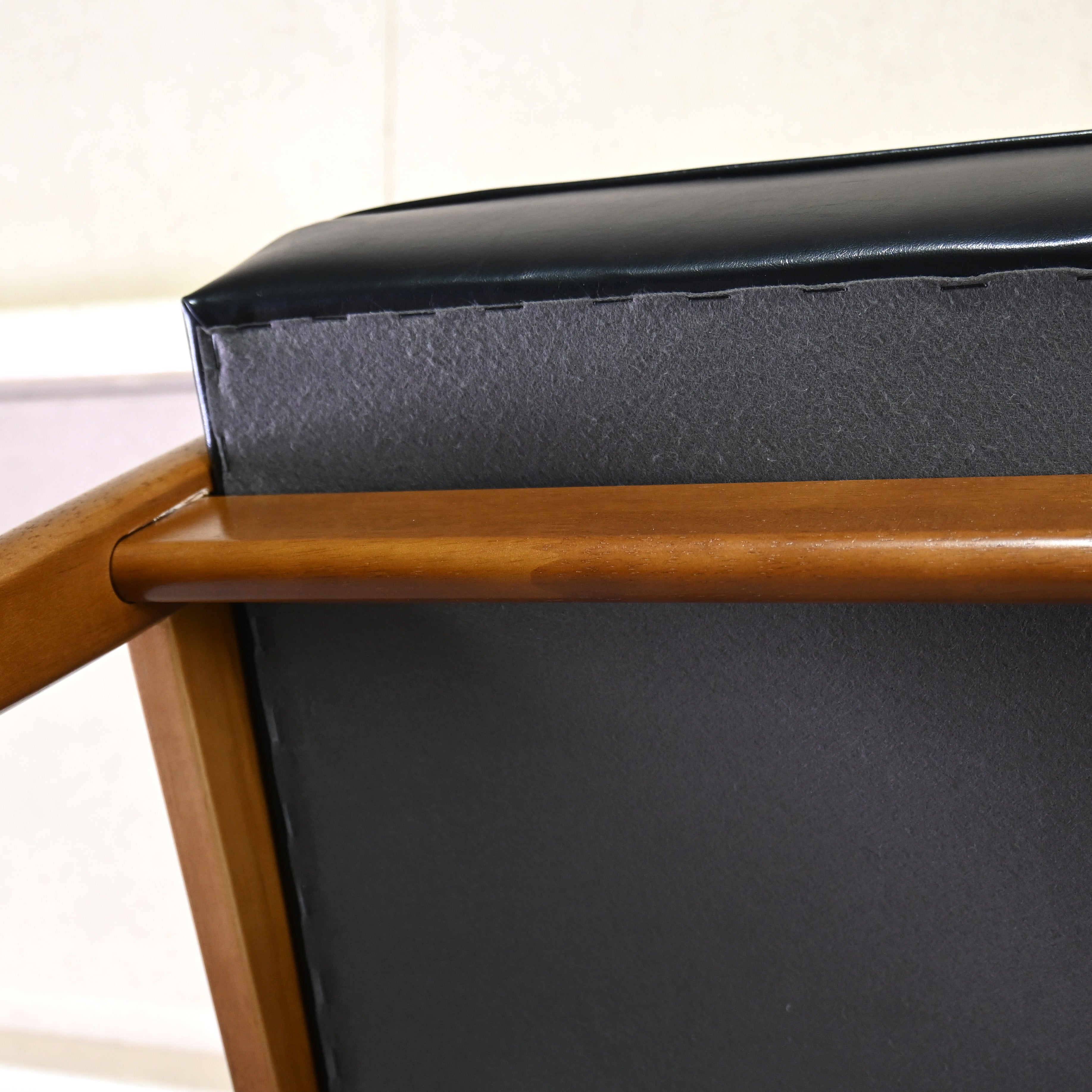 karimoku60 K-chair 1seater Standard black Japanese modern Long life design / カリモク60 Kチェア 1シーター スタンダードブラック ジャパニーズモダン ロングライフデザイン