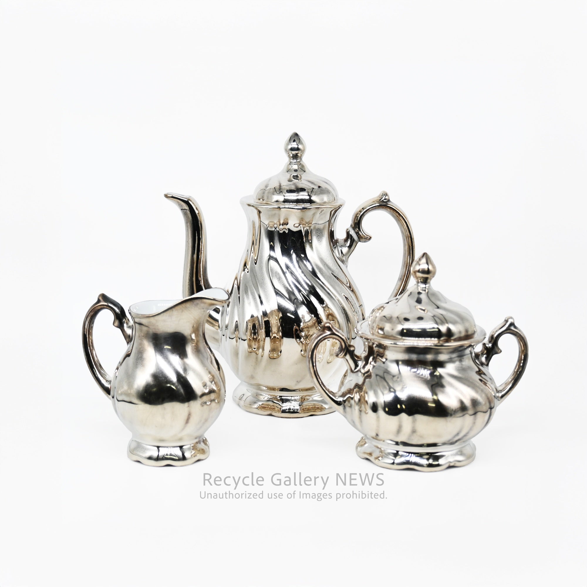 SILVER COATED PORCELAIN TEA POT  Antique German Silver Plated 3-Piece wmf / シルバープレートドイツアンティーク 三点セット ドイツ WMF社  銀メッキ