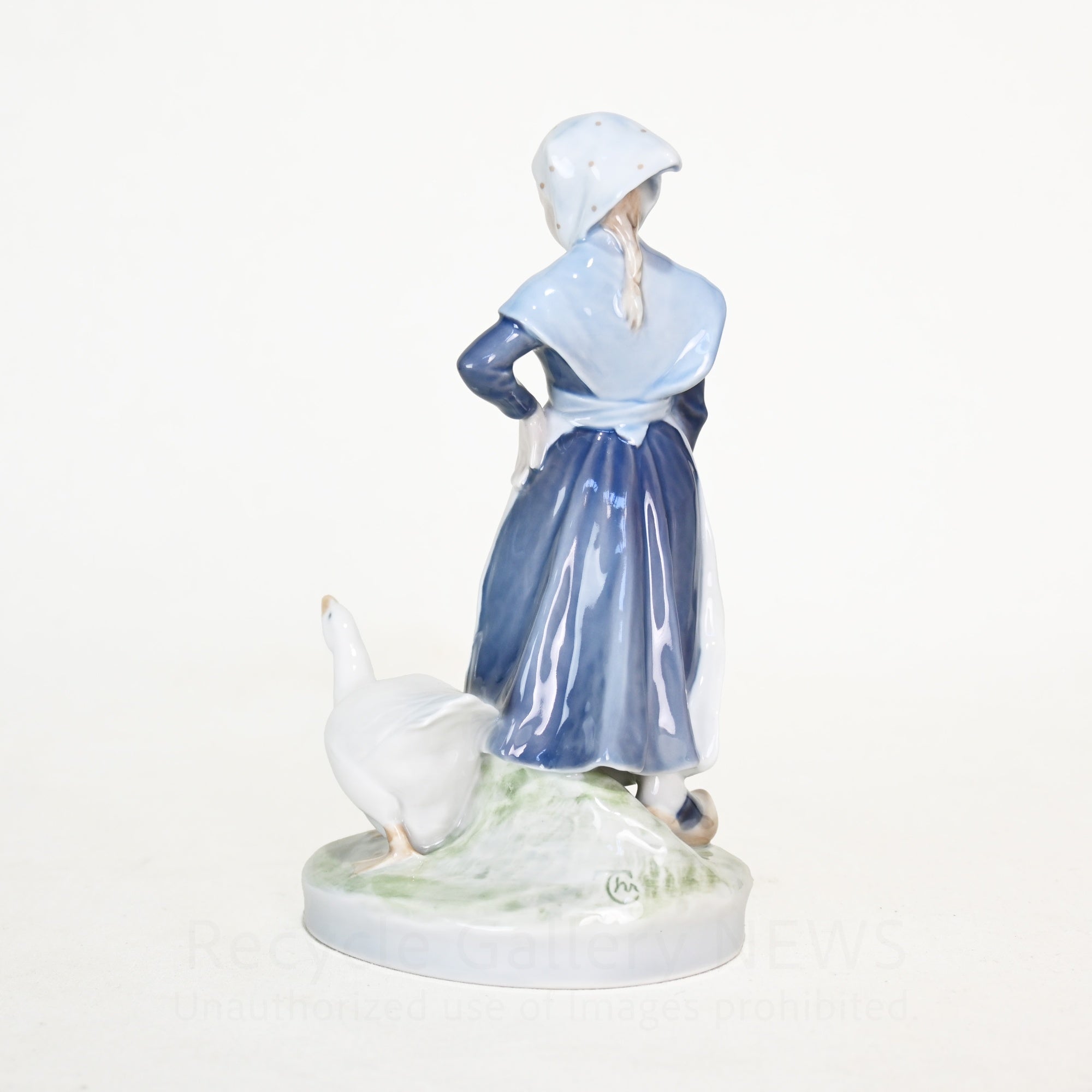 ROYAL COPENHAGEN 1960s Figurine Goose Girl Vintage Objet / ロイヤルコペンハーゲン 1960年代 フィギュリン 少女 ガチョウ ヴィンテージ オブジェ
