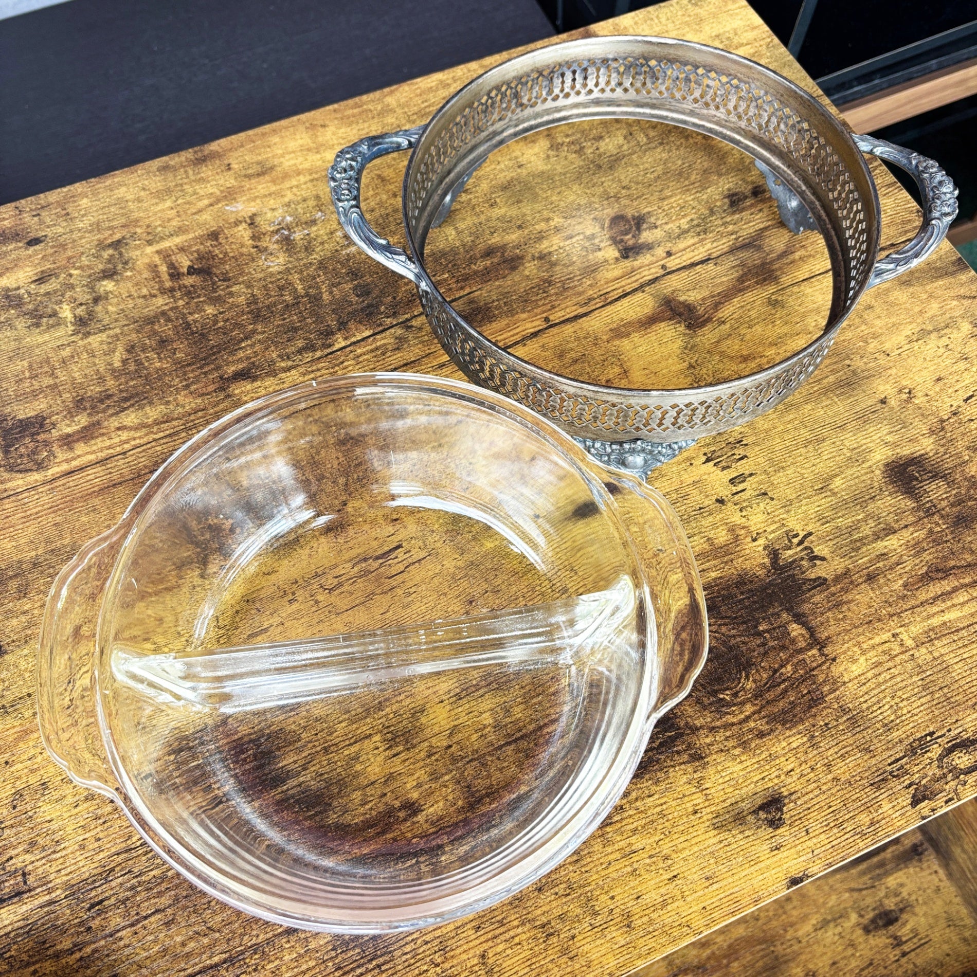 Fire-King Anchor Hocking Glass Casserole with Silver-Plated Stand Set / ファイヤーキング アンカーホッキング ガラス キャセロール 銀メッキ台座セット