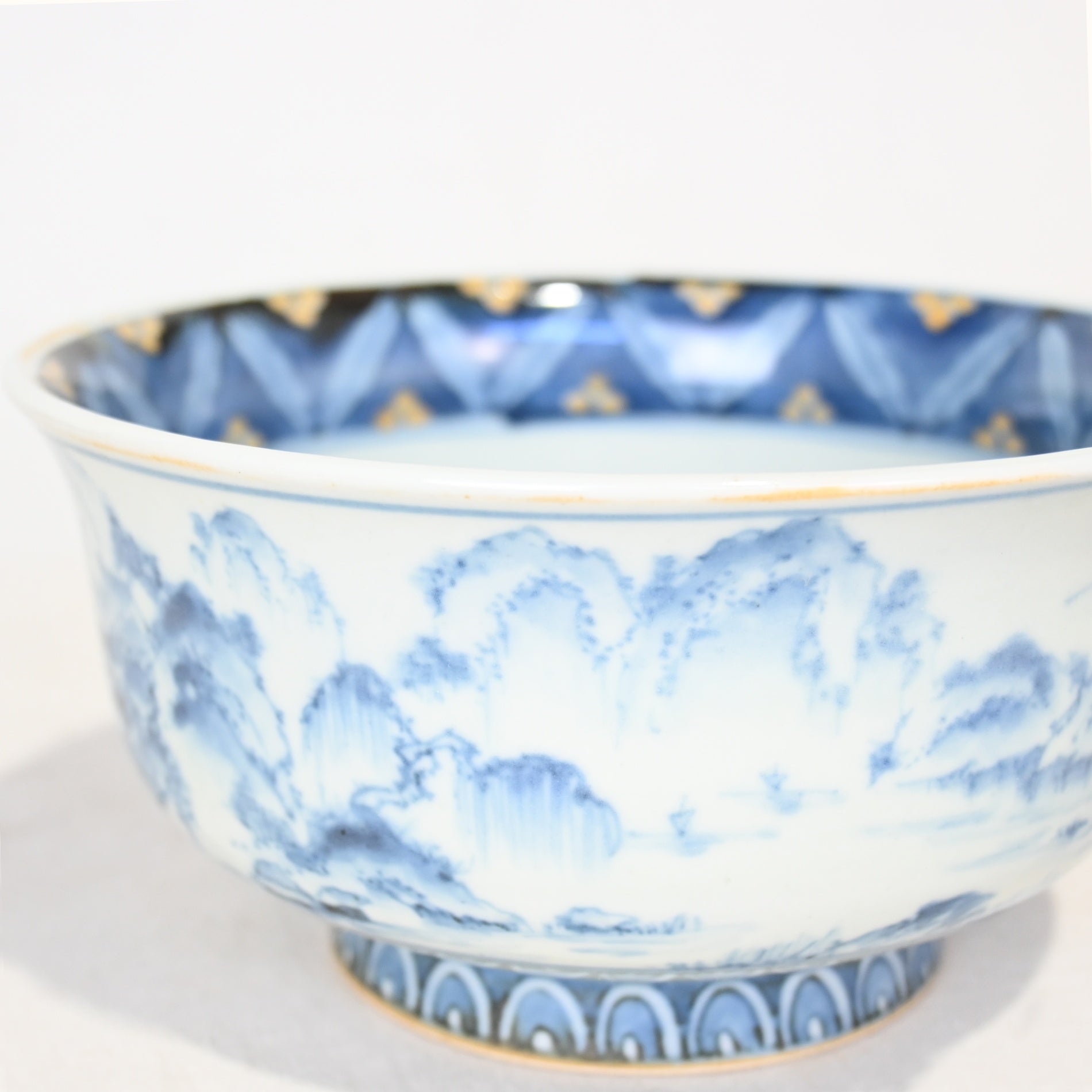 六代 佐藤走波 染錦花文 山水鉢 共箱付 有田焼 / The Sixth Sato Souha Some-Nishiki Ka-mon San-sui Bowl Arita ware